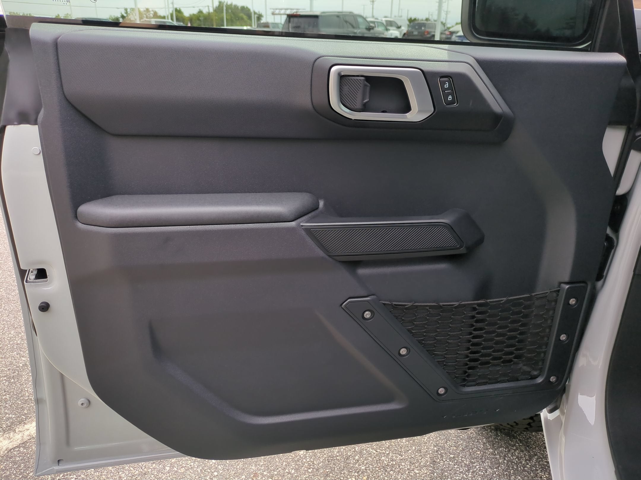 2026 Ford Bronco Big Bend Custom Garage
