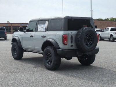 2026 Ford Bronco Big Bend Custom Garage
