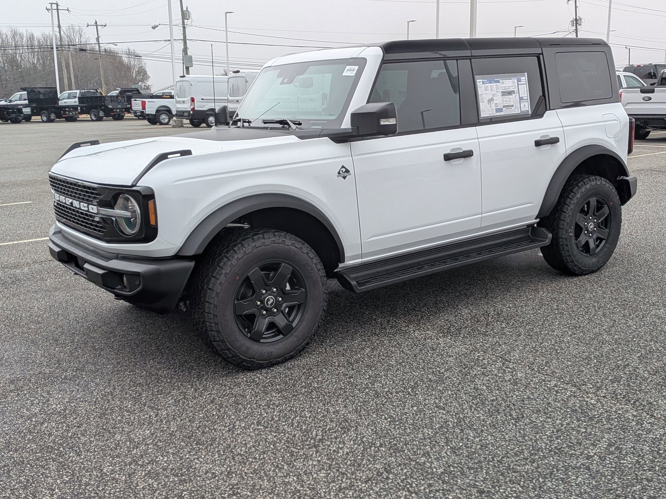 2025 Ford Bronco Outer Banks