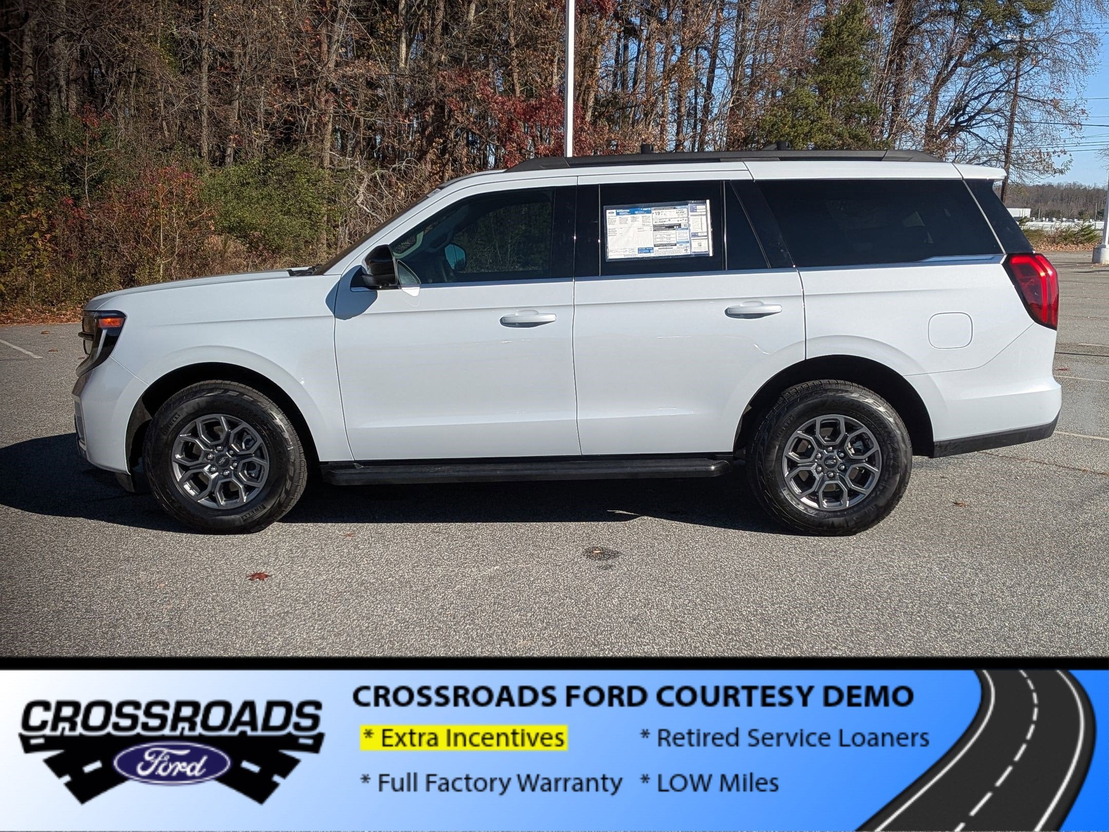 2025 Ford Expedition Active - Crossroads Courtesy Demo