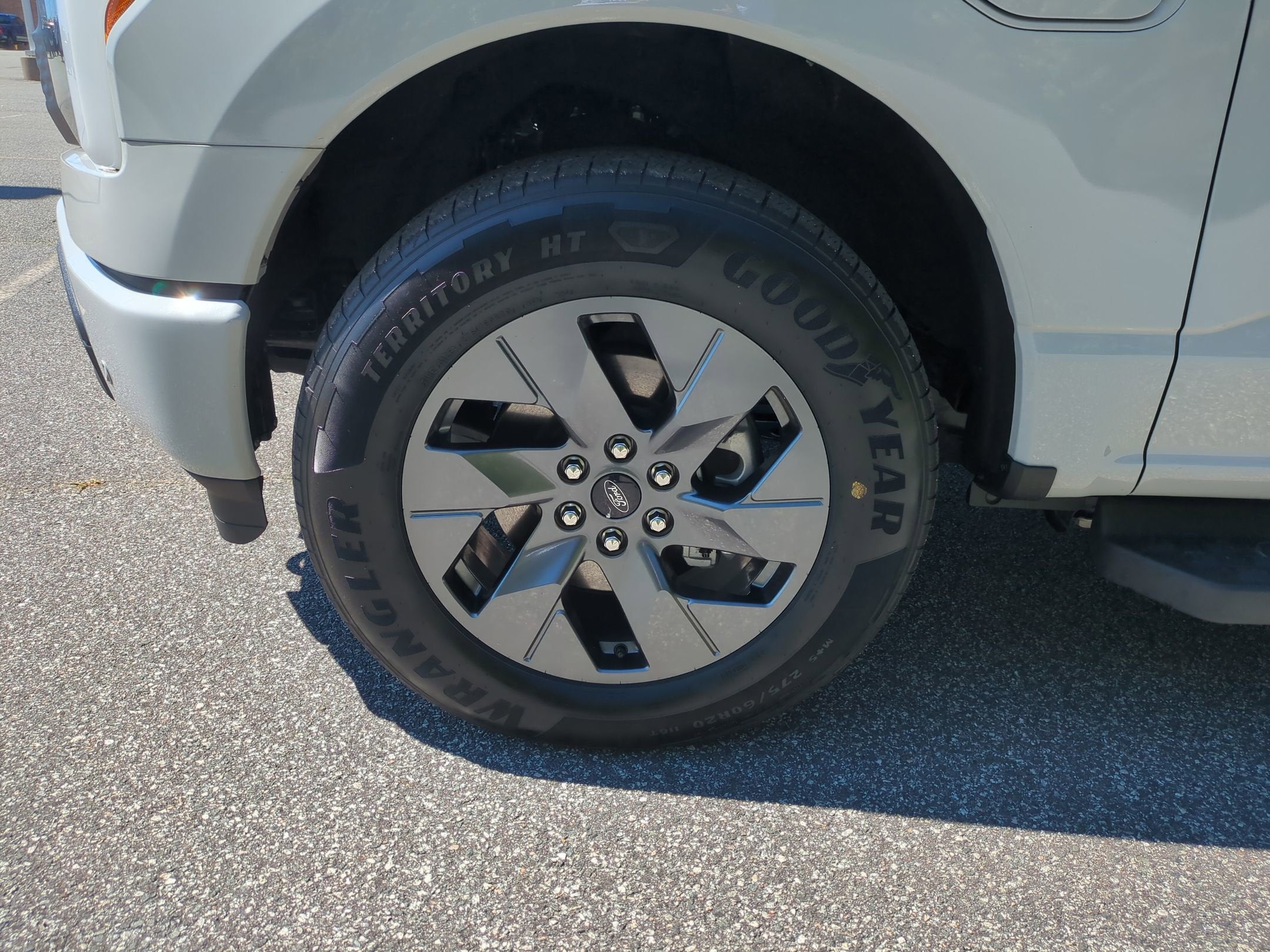 2024 Ford F-150 Lightning Flash