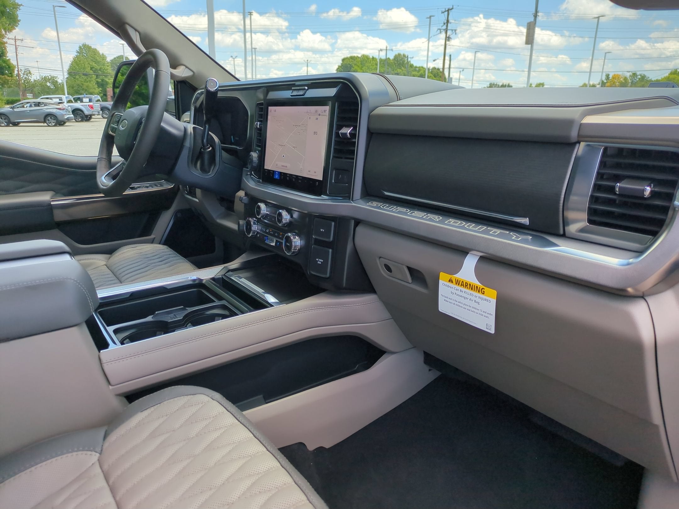 2026 Ford Super Duty F-250 SRW Platinum