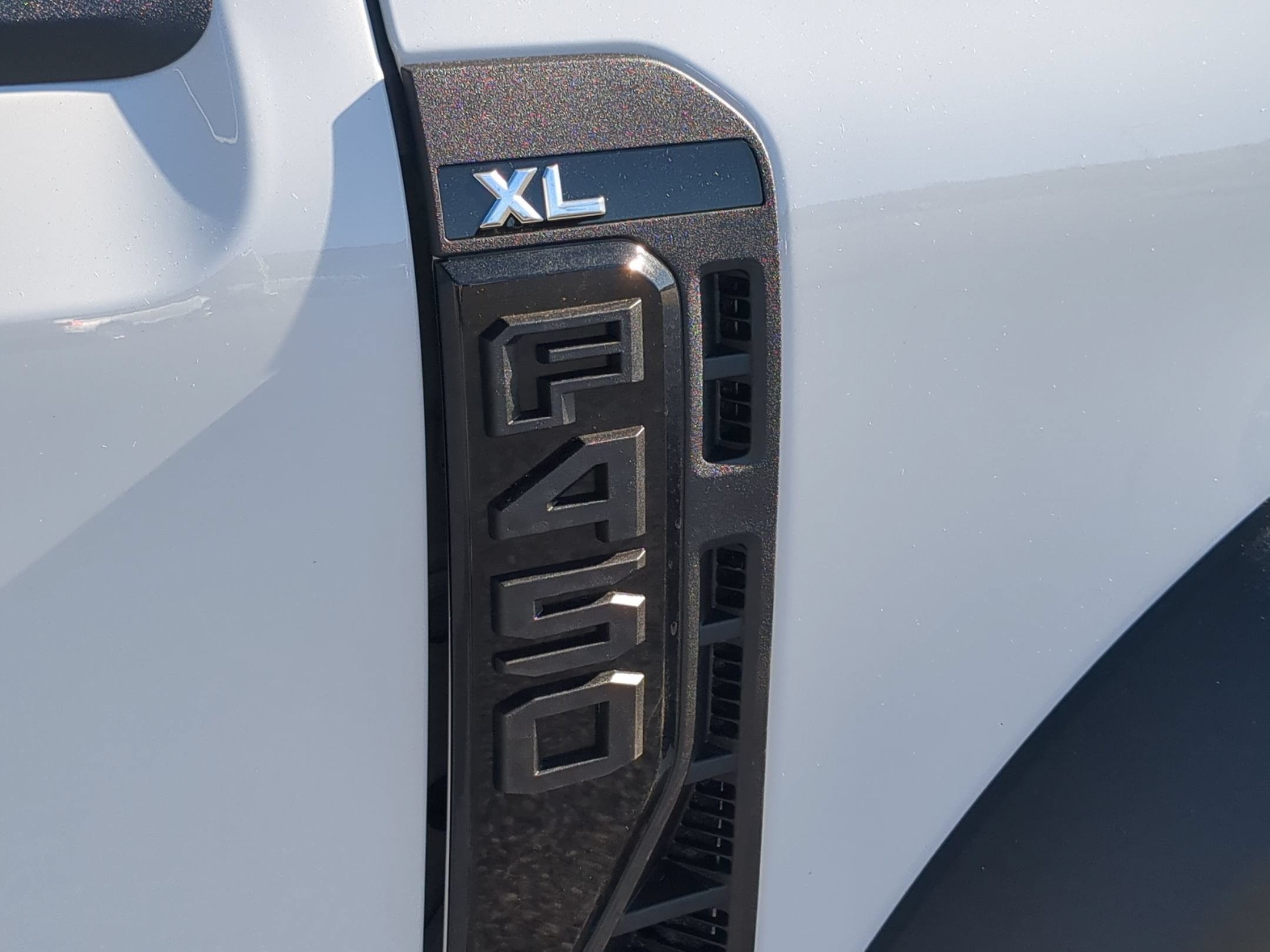 2027 Ford Super Duty F-450 DRW XL