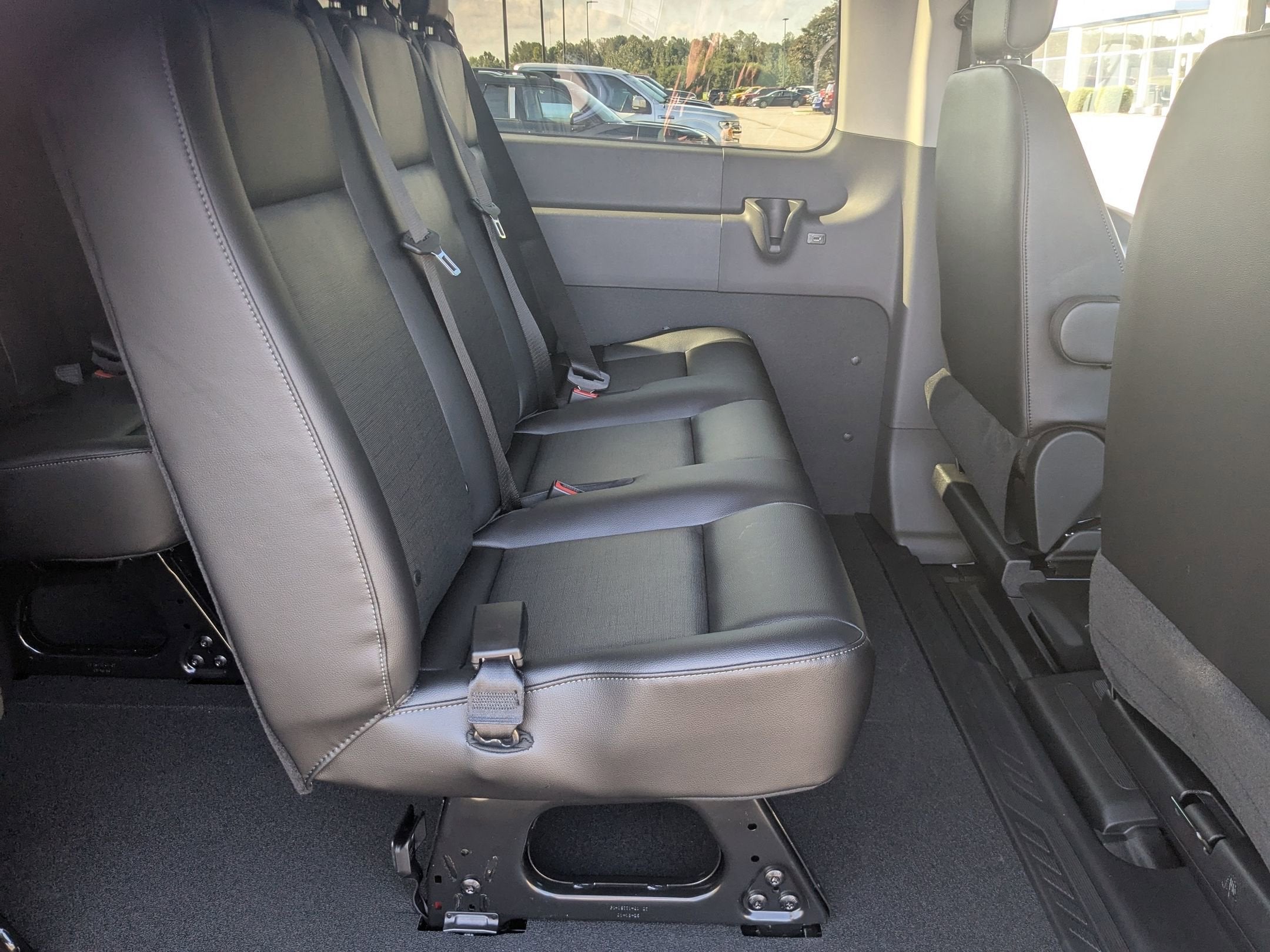 2025 Ford Transit Passenger Wagon XL