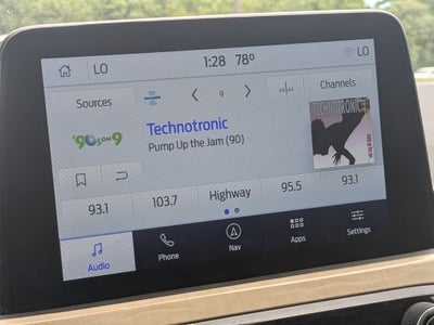2022 Ford Escape Titanium