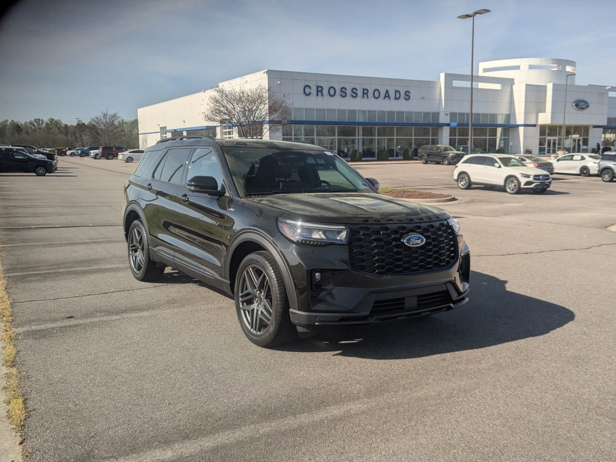 2025 Ford Explorer ST-Line