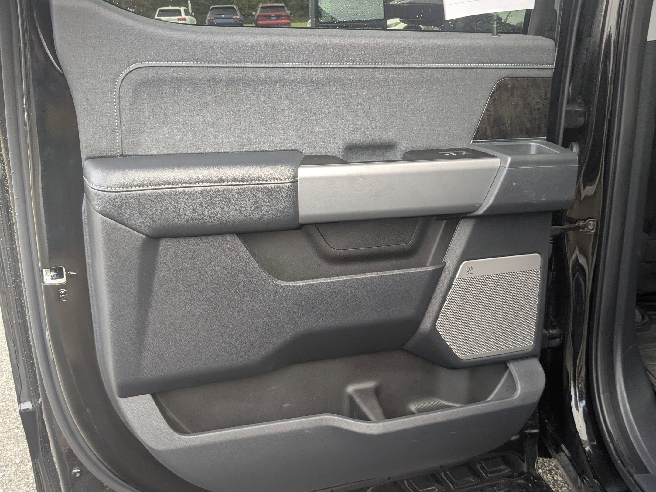 2024 Ford Super Duty F-350 DRW LARIAT