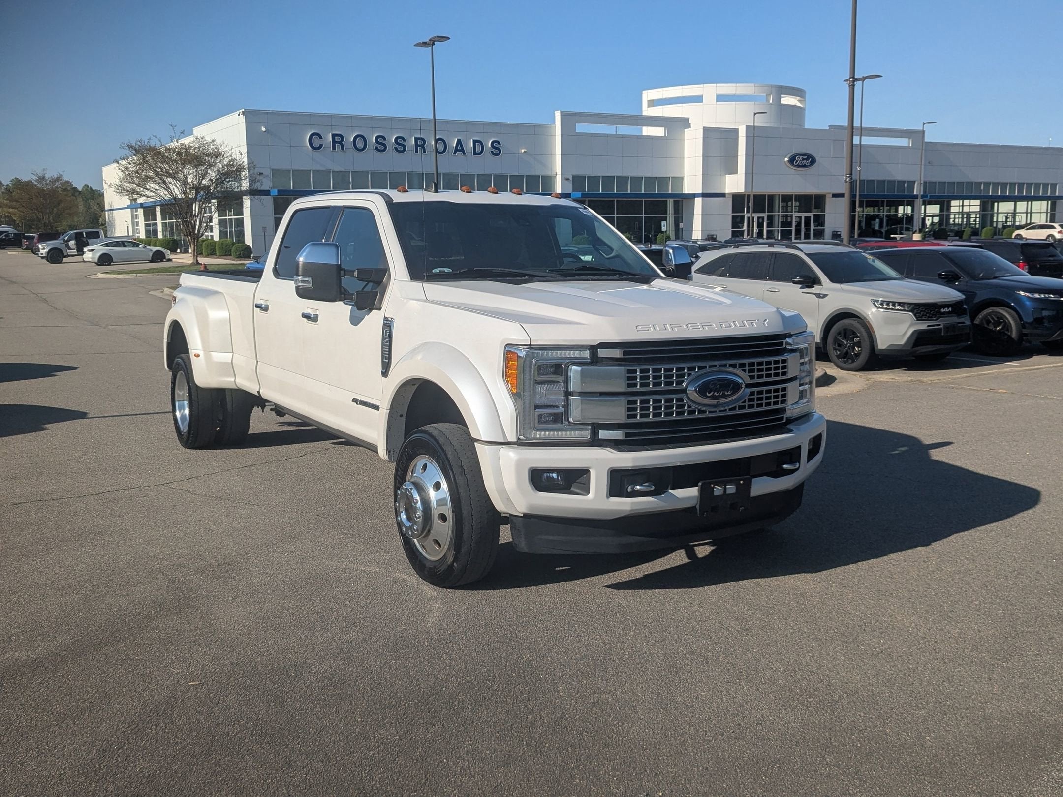 2019 Ford Super Duty F-450 DRW Platinum