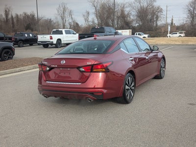 2021 Nissan Altima 2.5 SV