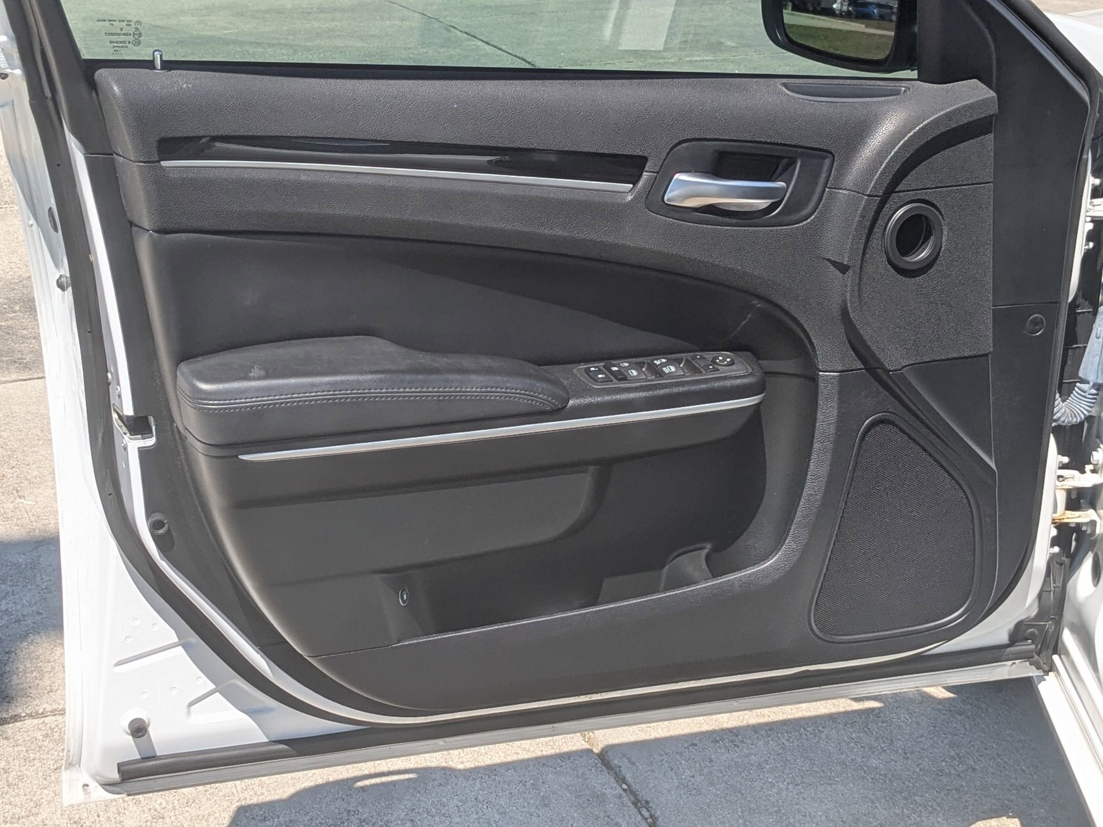 2023 Chrysler 300 Touring