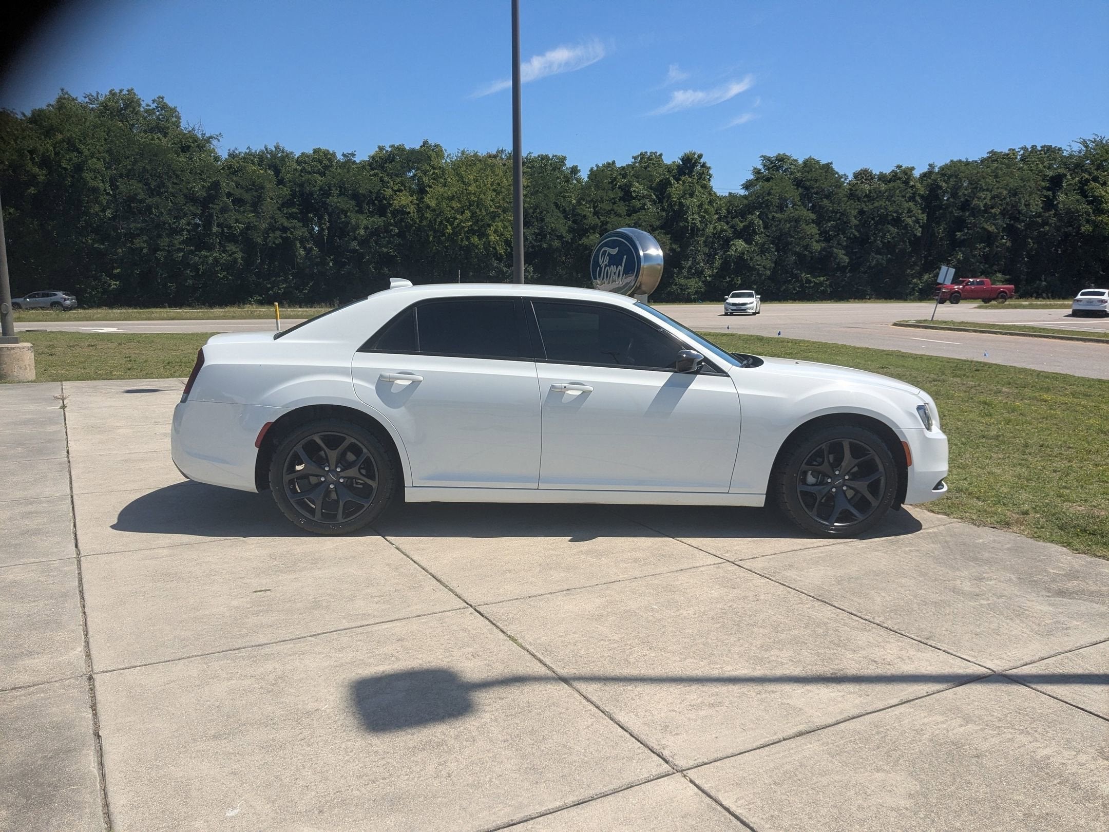 2023 Chrysler 300 Touring