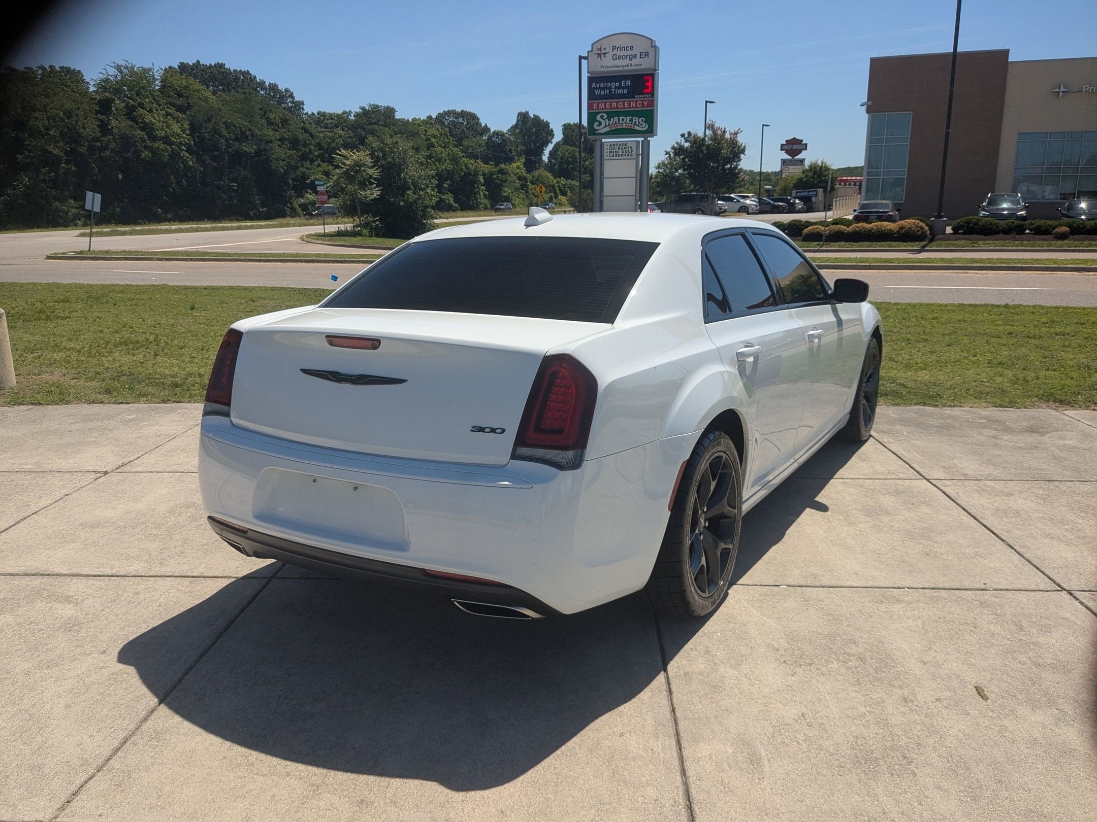 2023 Chrysler 300 Touring