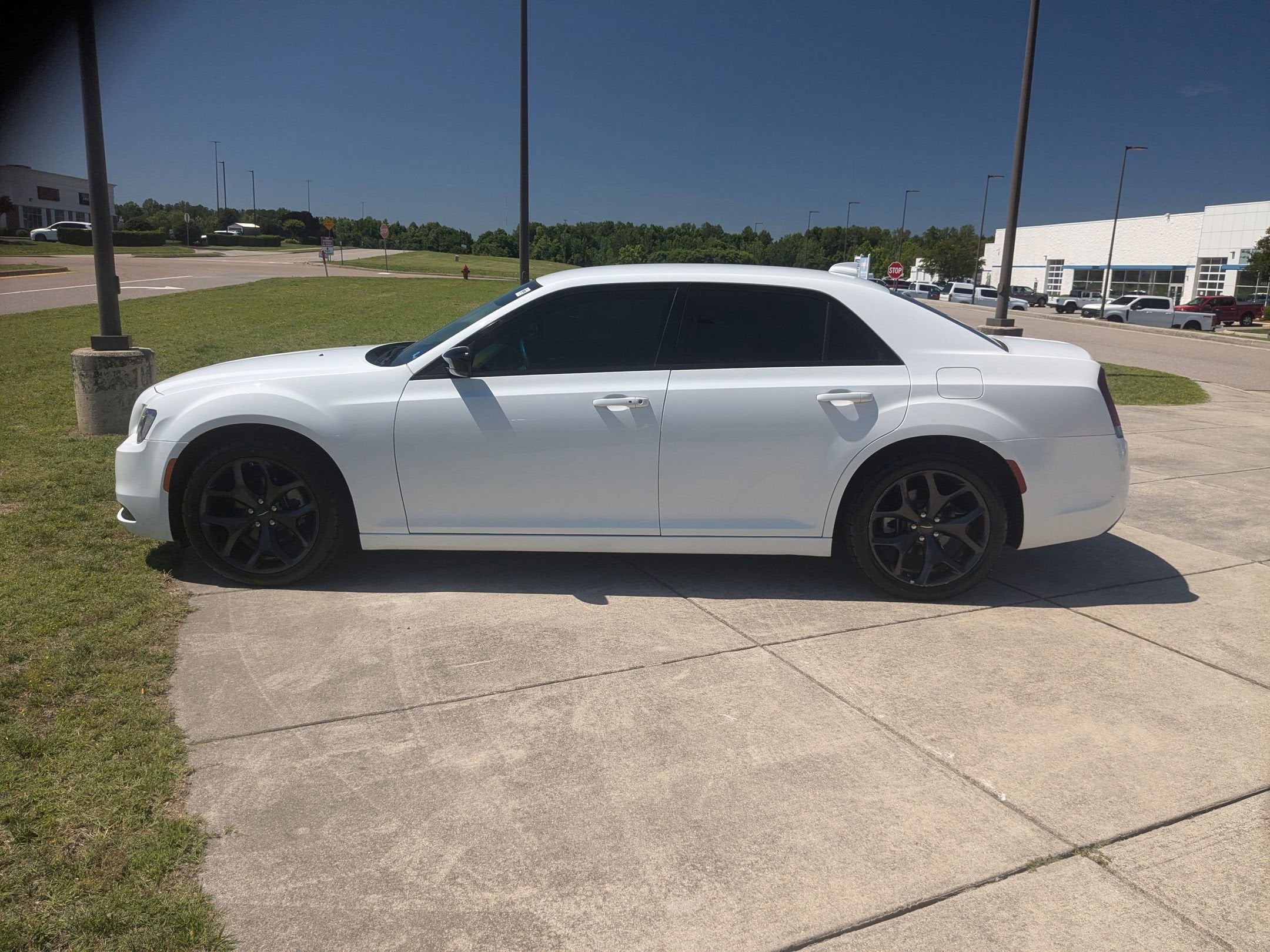 2023 Chrysler 300 Touring