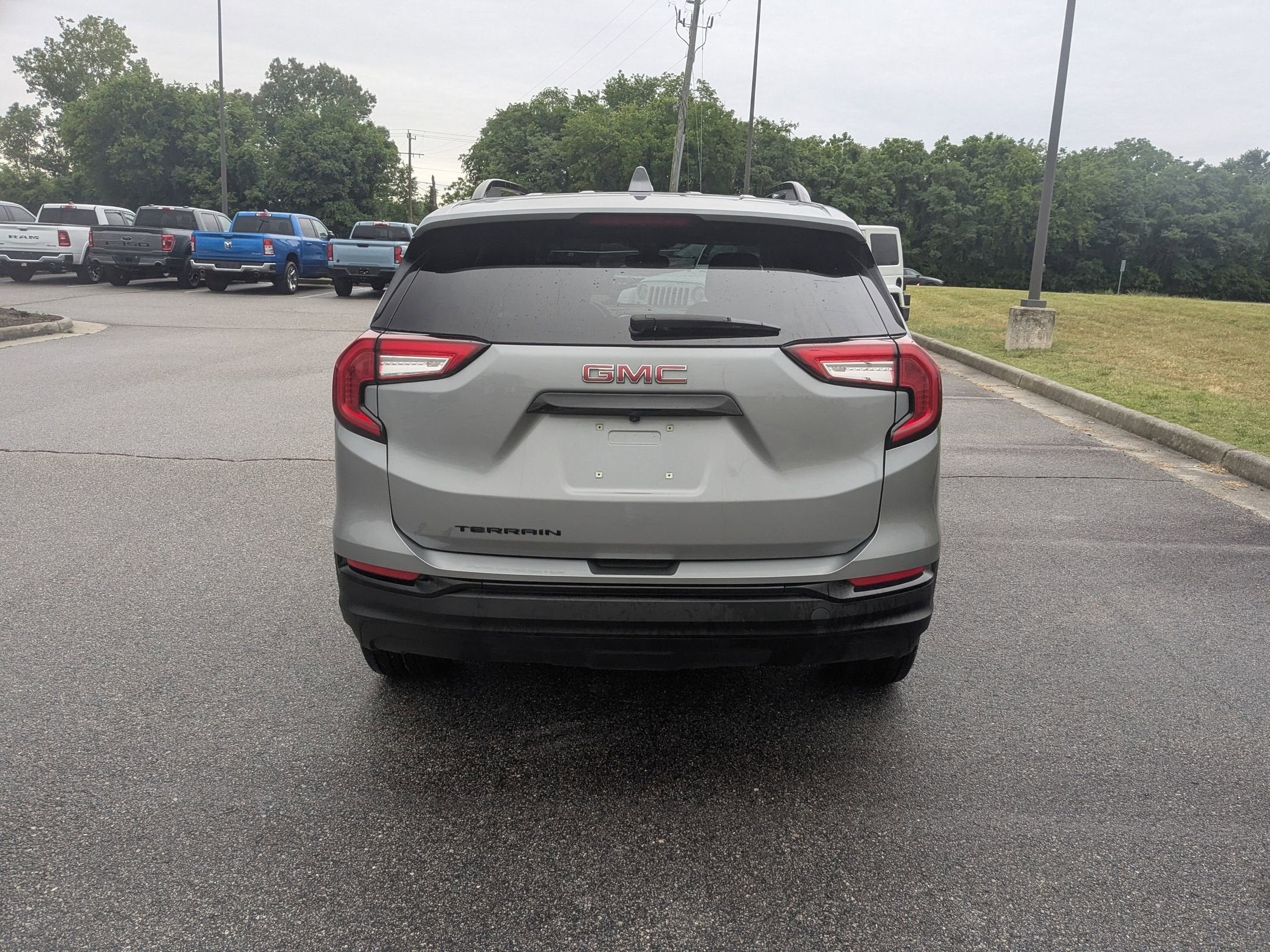 2023 GMC Terrain SLE