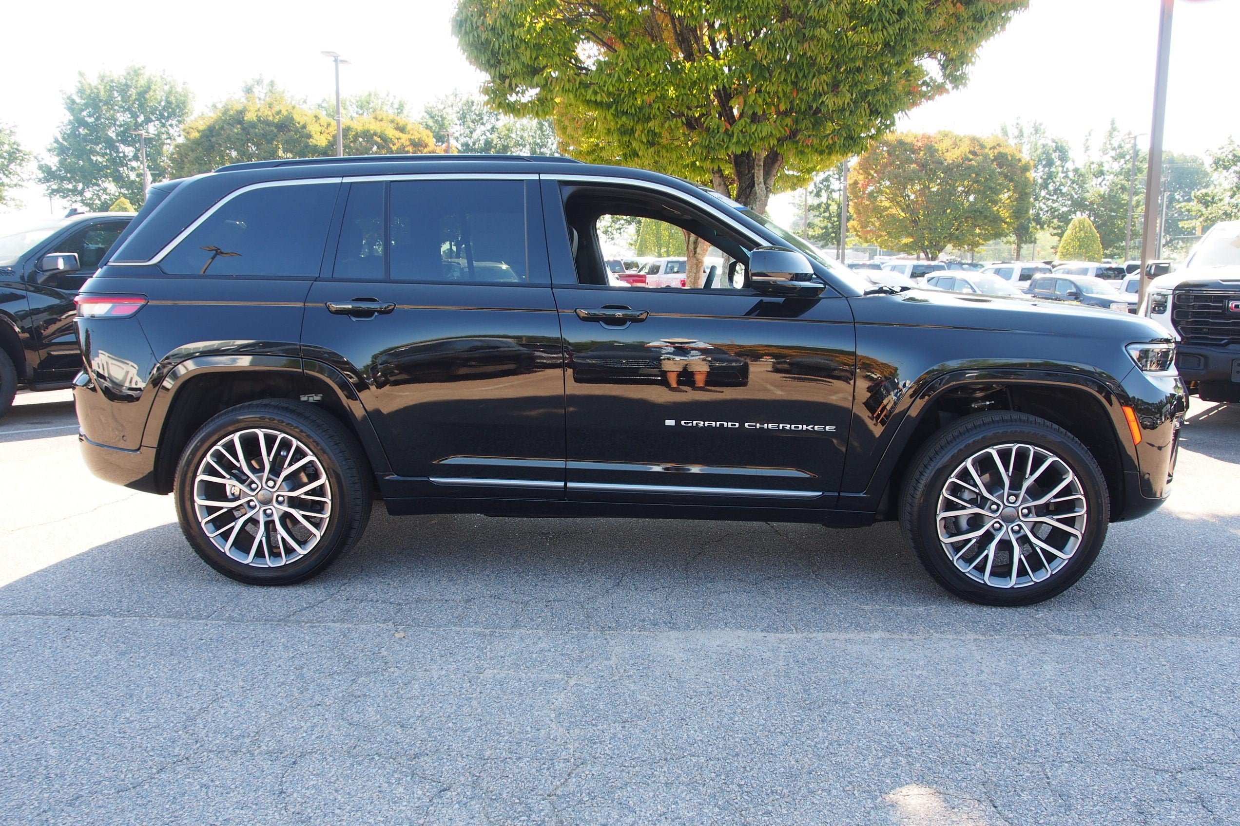 2026 Jeep Grand Cherokee Summit