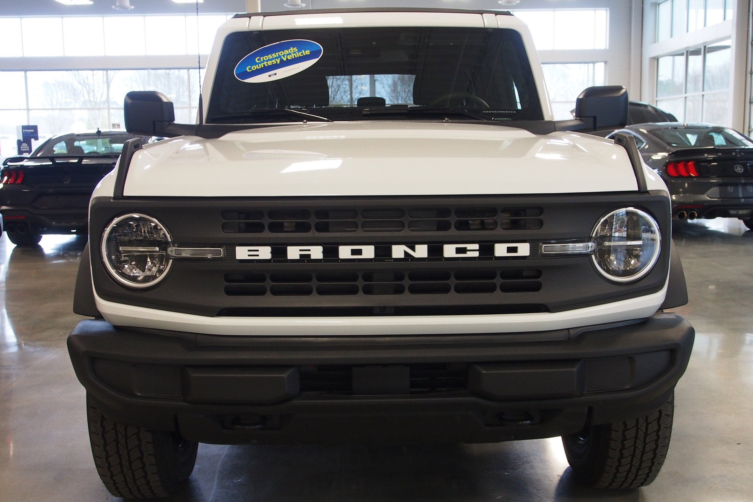 2025 Ford Bronco Base - Crossroads Courtesy Demo