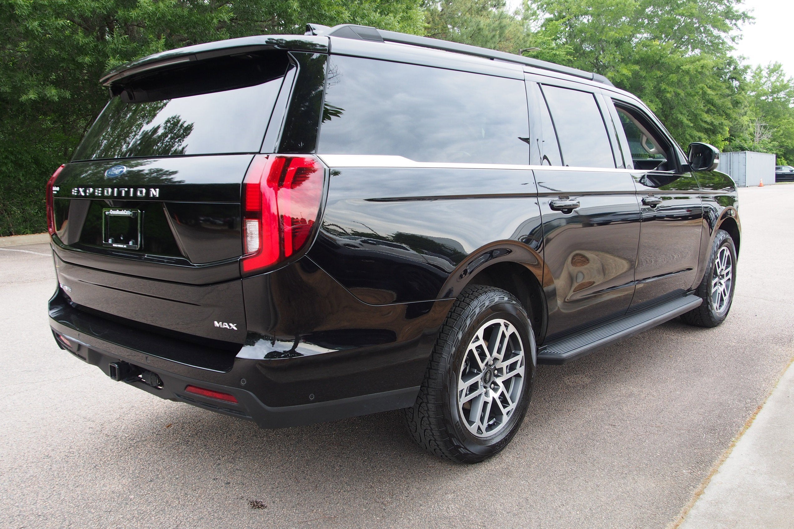 2025 Ford Expedition Max Active