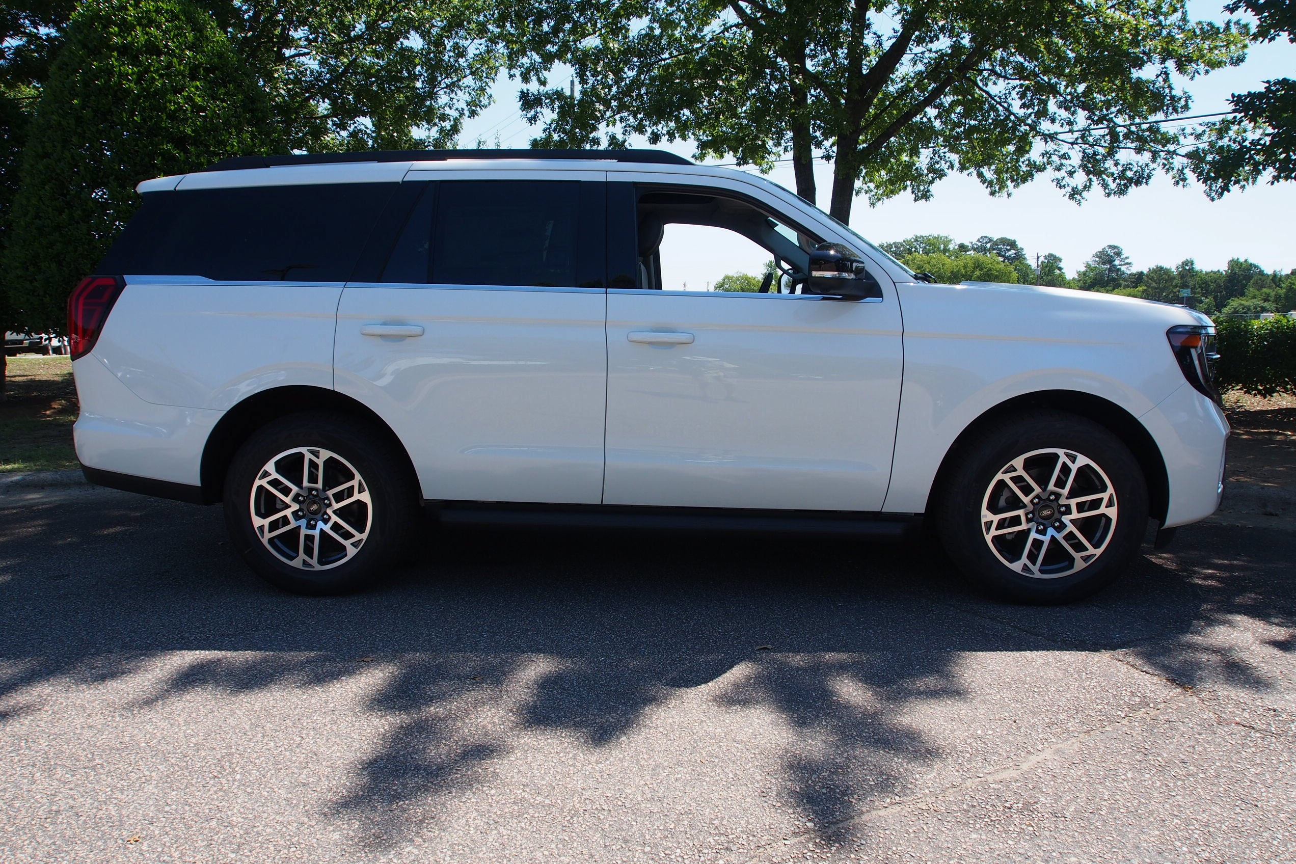 2026 Ford Expedition Active - Crossroads Courtesy Demo