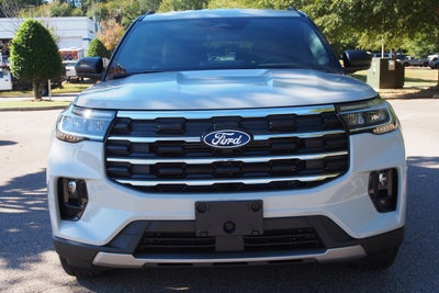 2027 Ford Explorer Active w/200A Pkg