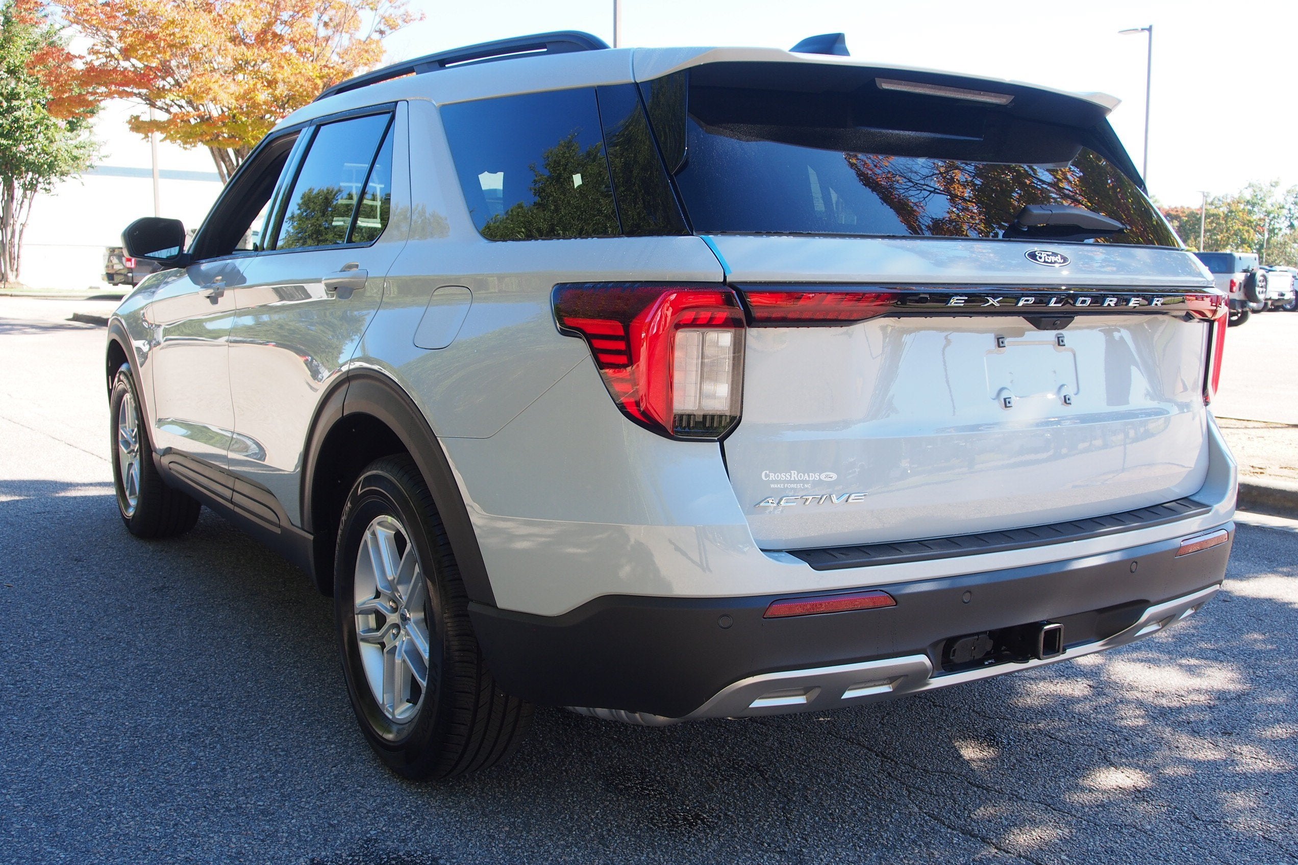 2027 Ford Explorer Active w/200A Pkg