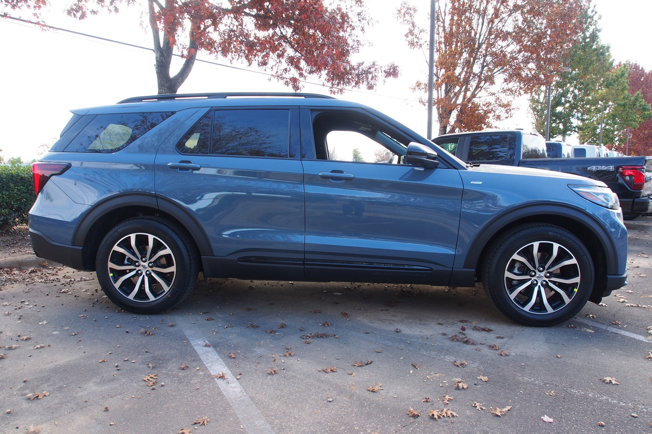 2026 Ford Explorer ST-Line - Crossroads Courtesy Demo