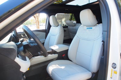 2027 Ford Explorer Platinum