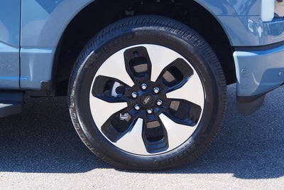2023 Ford F-150 Lightning Platinum