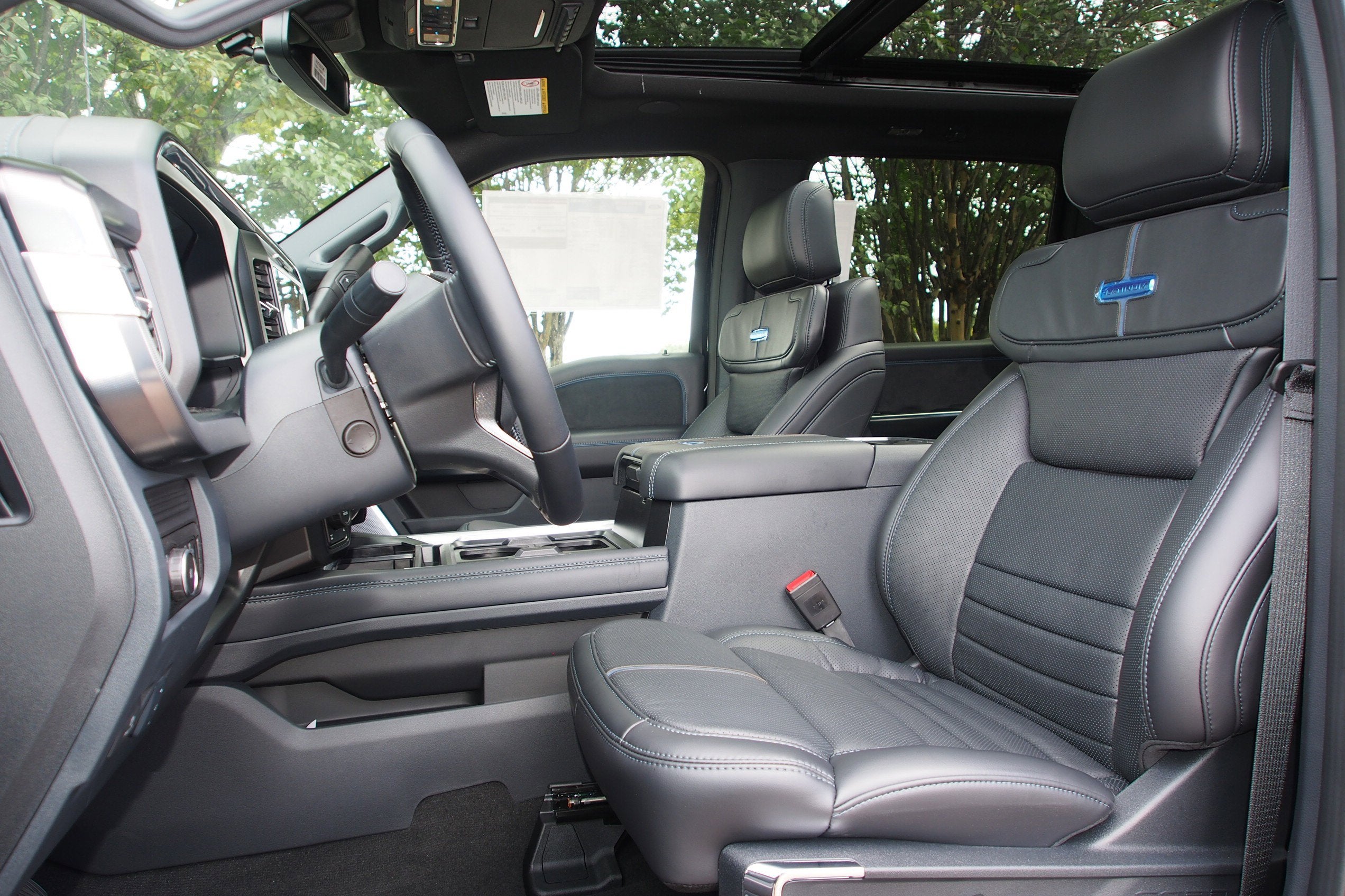 2026 Ford Super Duty F-250 SRW Platinum