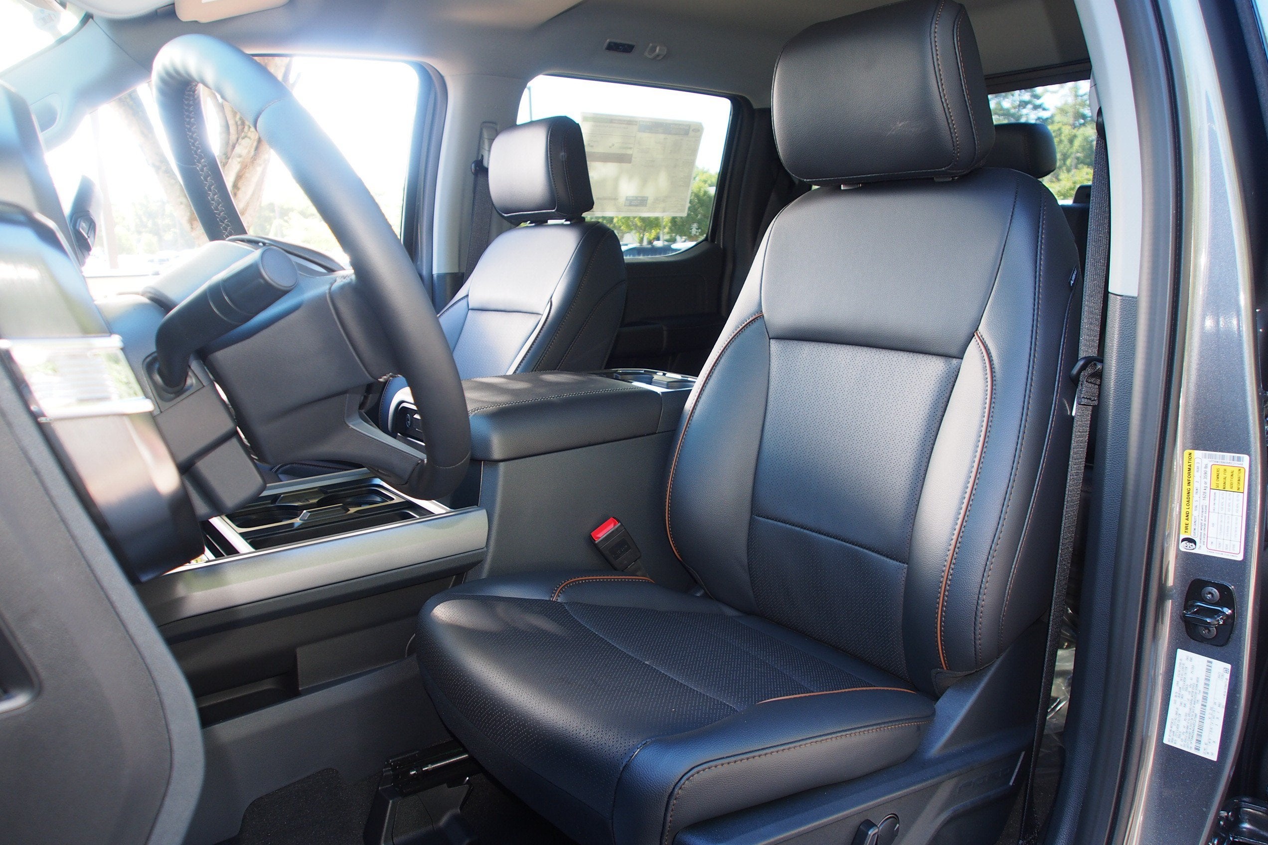2027 Ford Super Duty F-250 SRW LARIAT