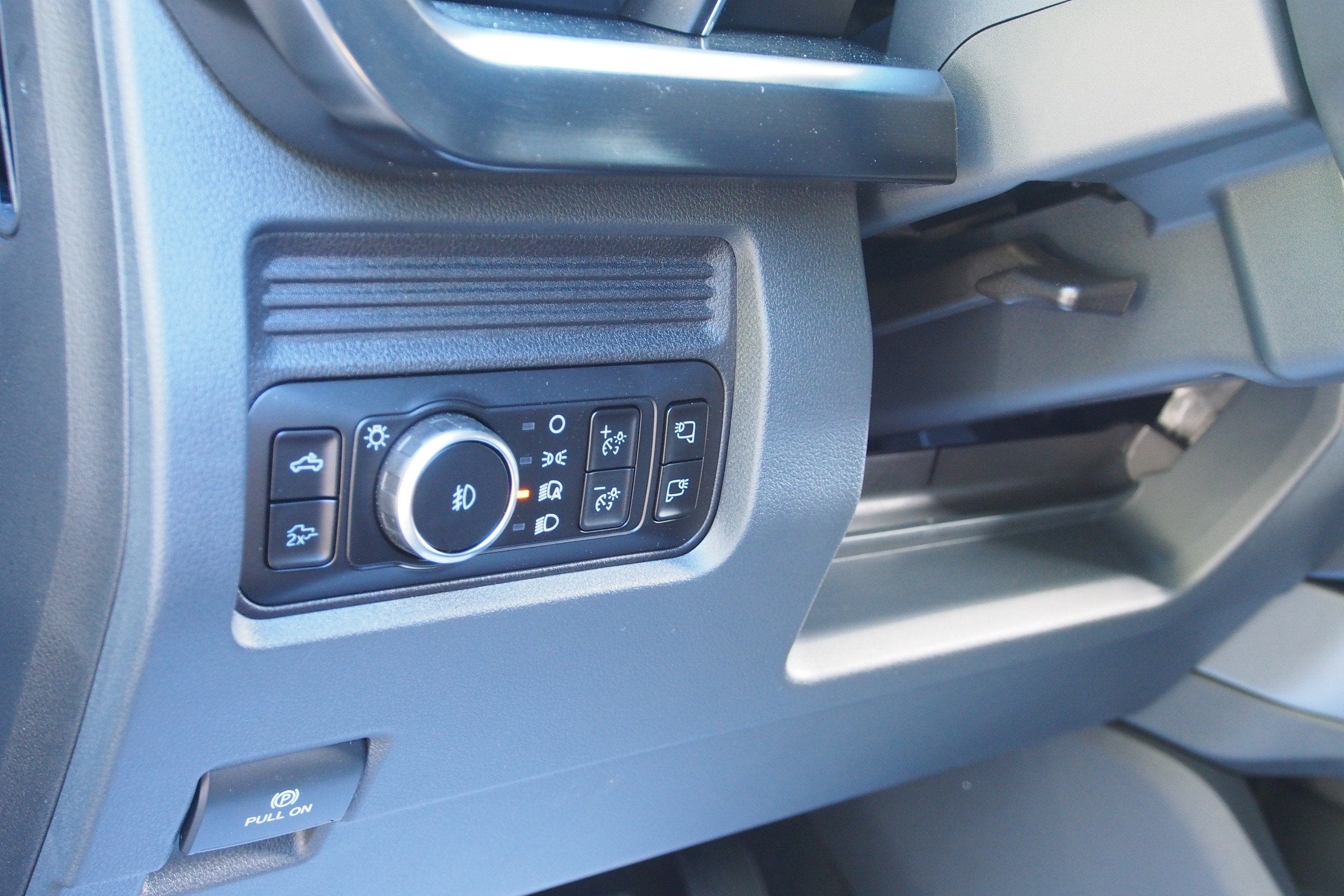 2027 Ford Super Duty F-250 SRW LARIAT