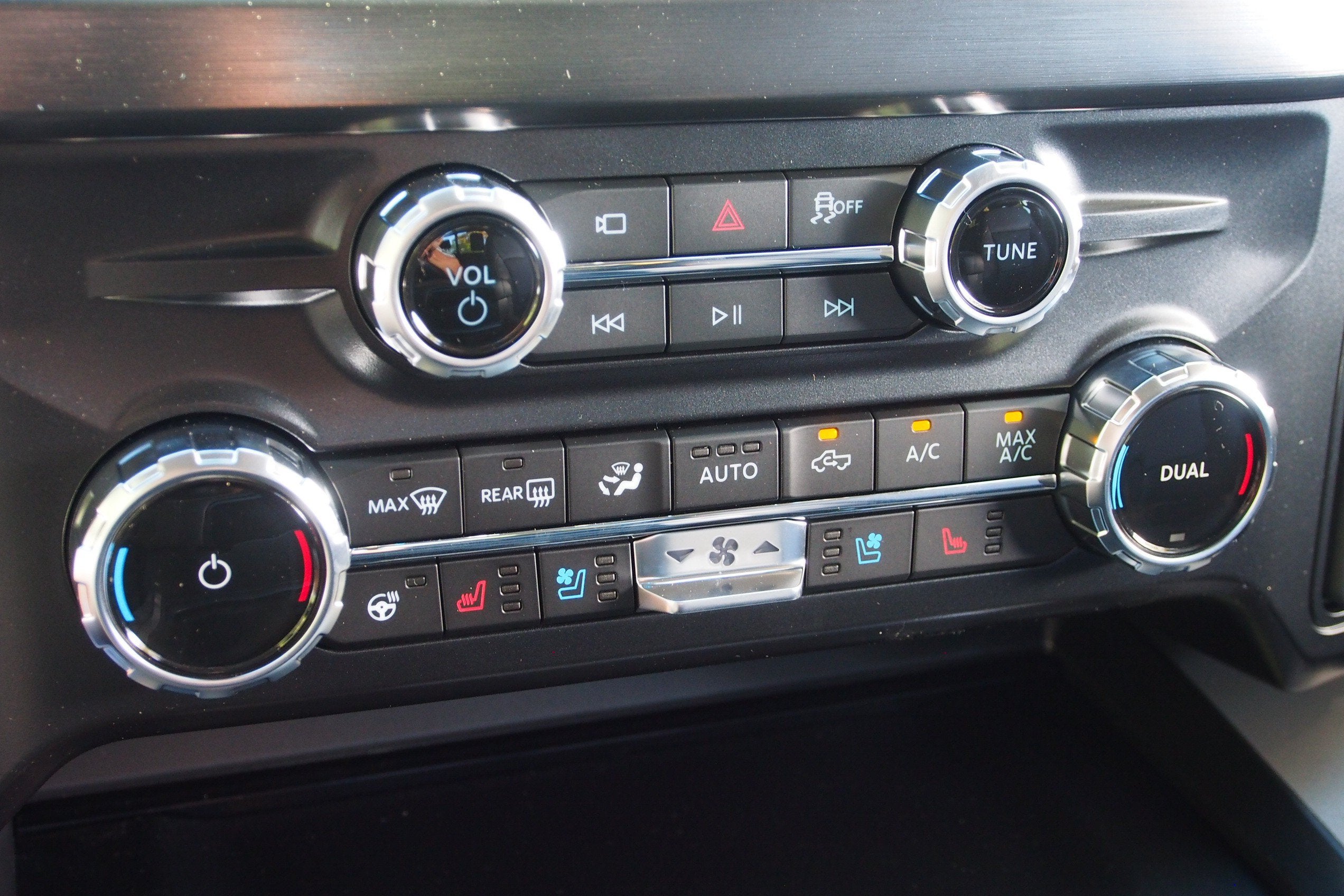 2027 Ford Super Duty F-250 SRW LARIAT