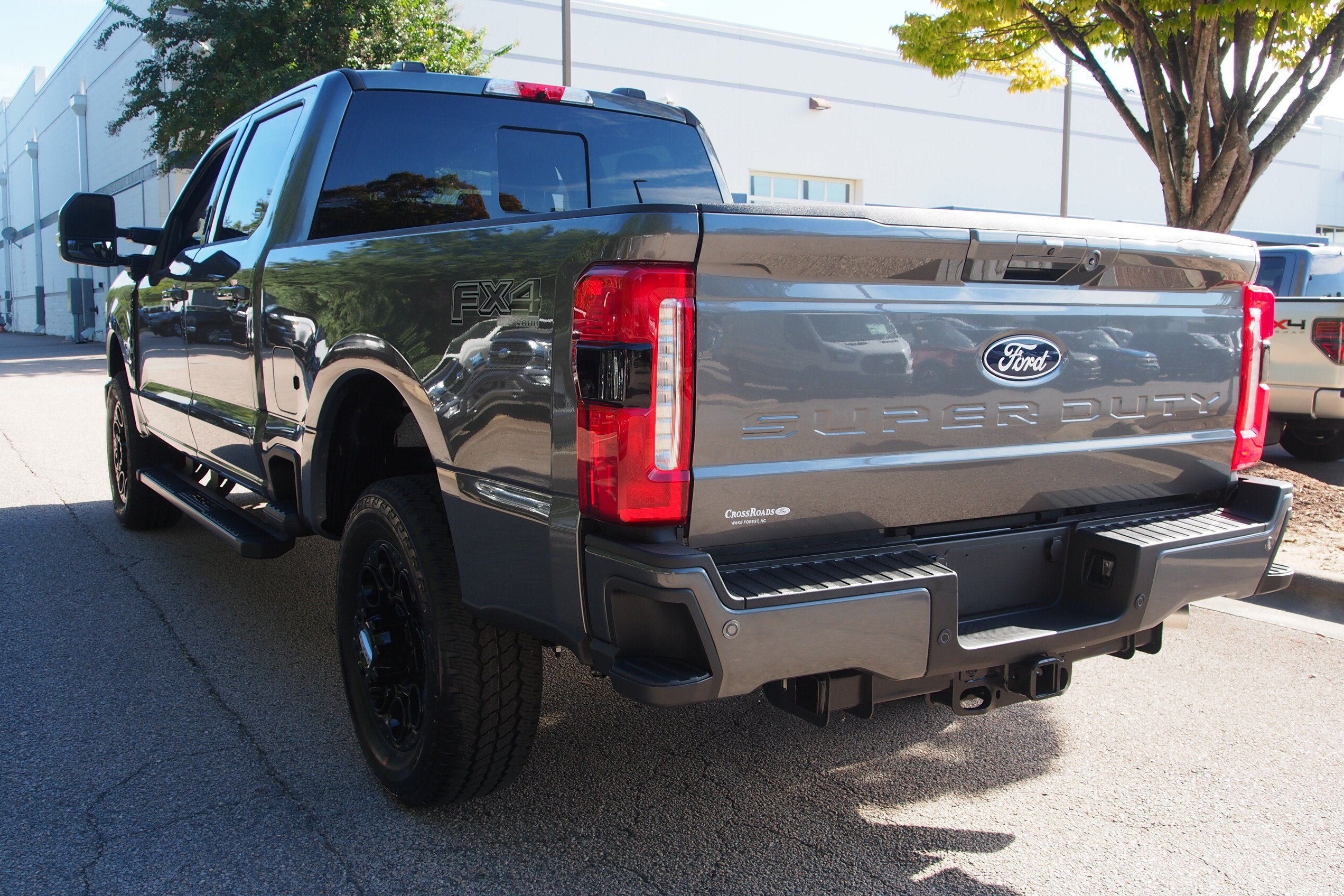 2027 Ford Super Duty F-250 SRW LARIAT