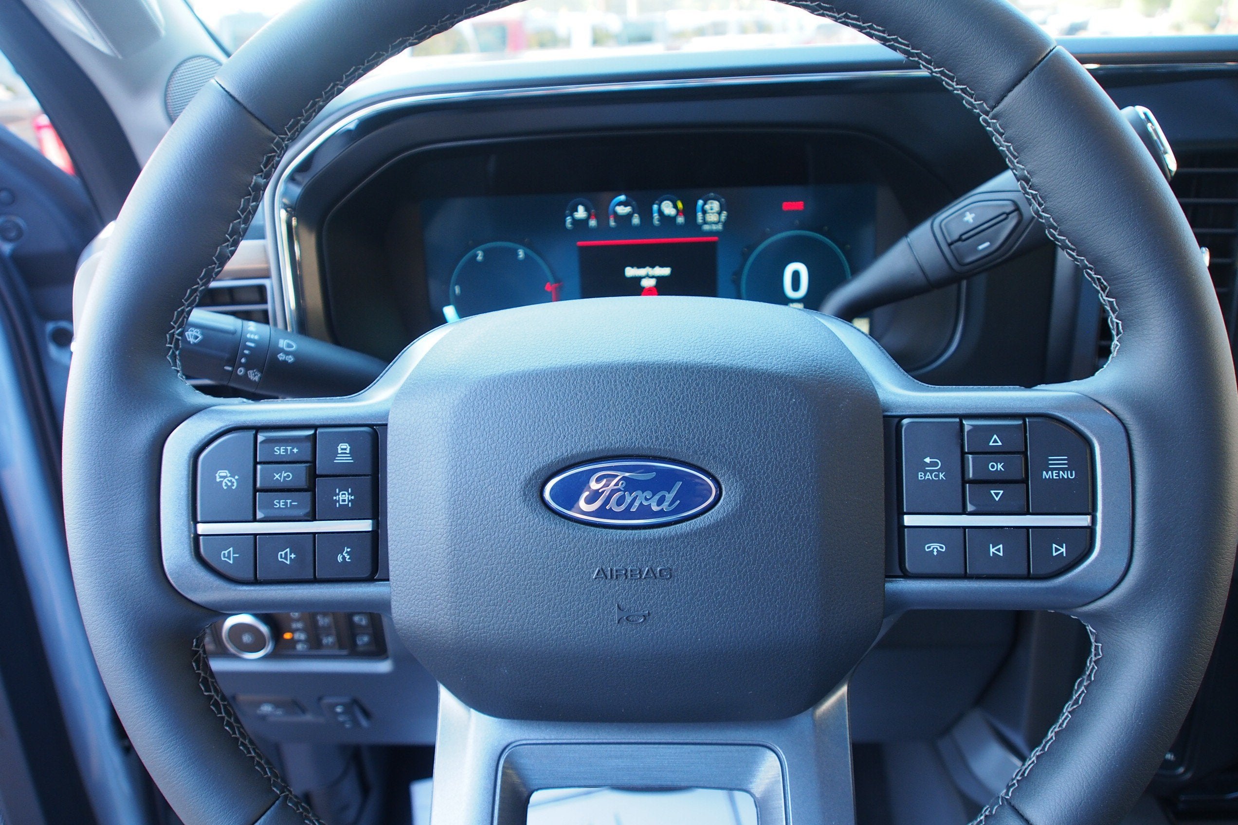 2027 Ford Super Duty F-350 SRW LARIAT