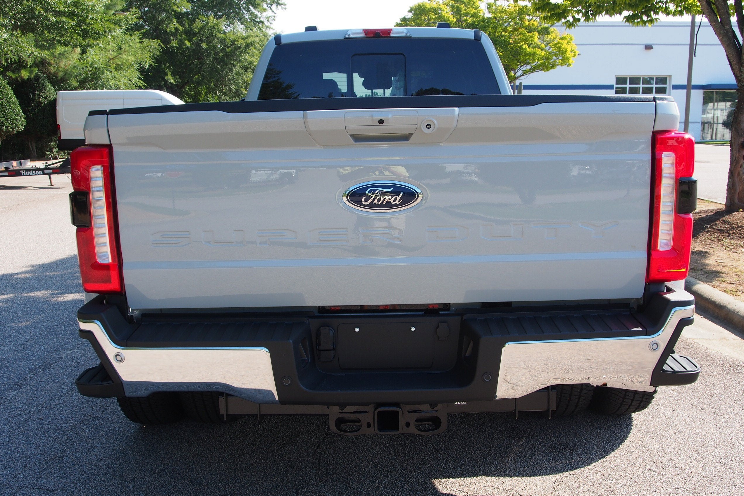 2026 Ford Super Duty F-350 DRW LARIAT
