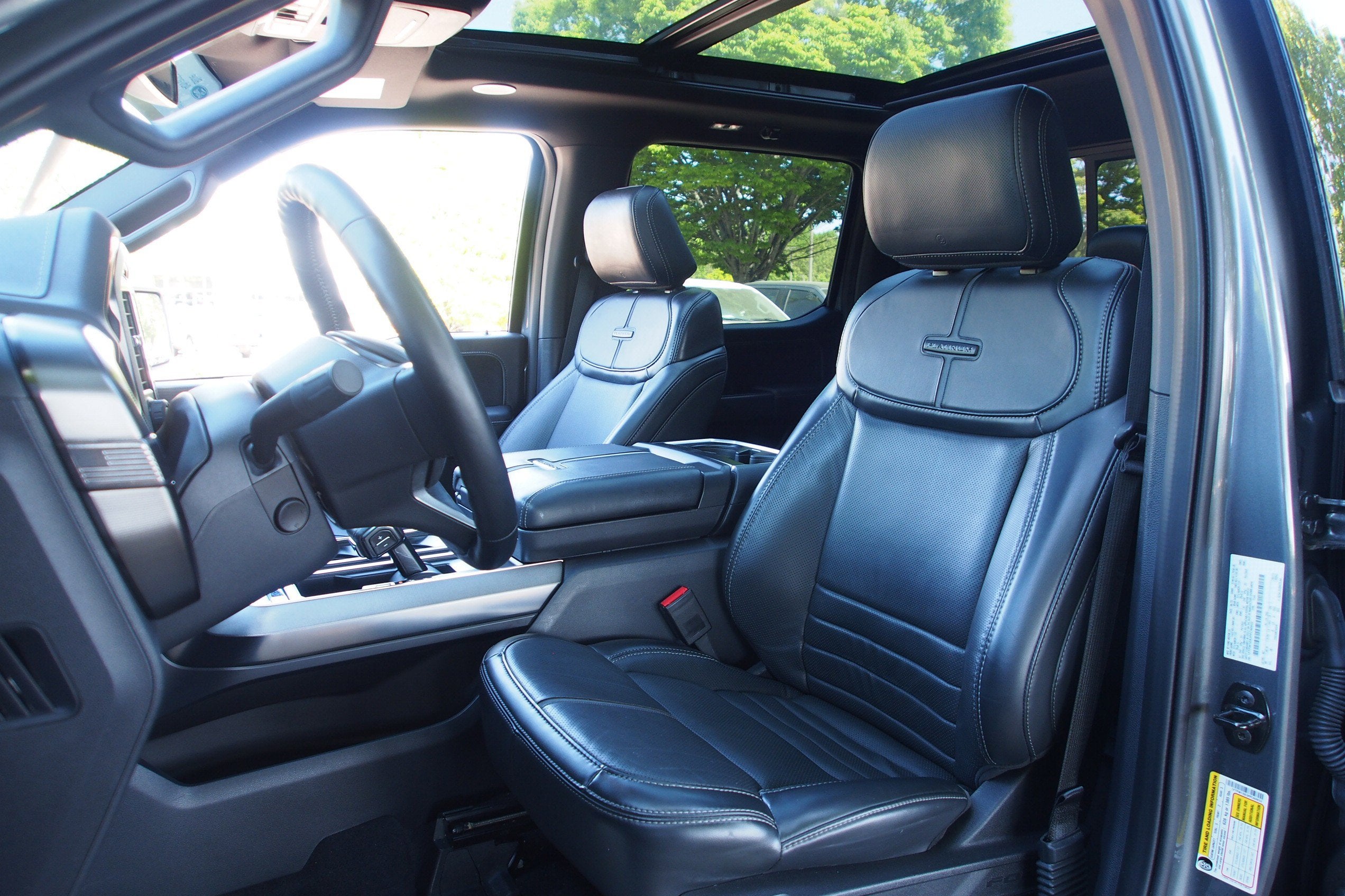 2023 Ford F-150 Platinum