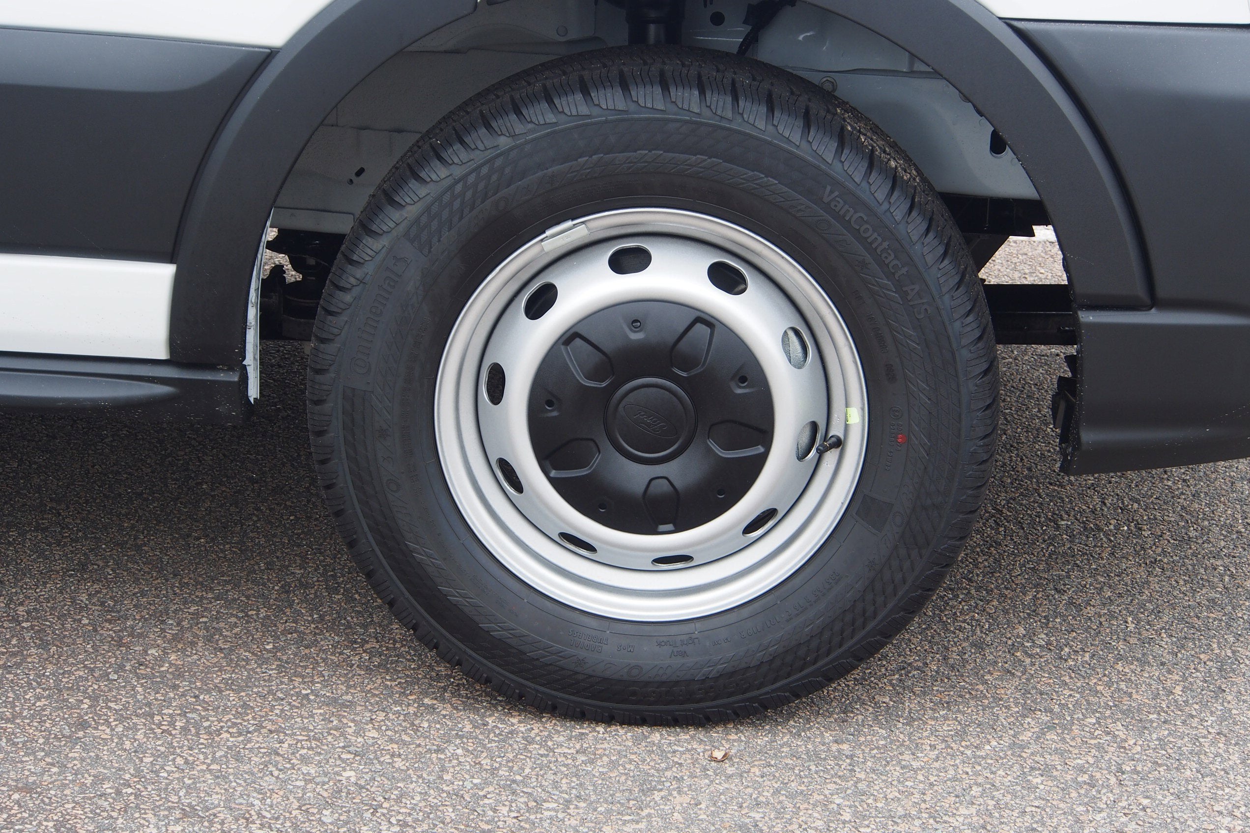 2025 Ford Transit Cargo Van Base