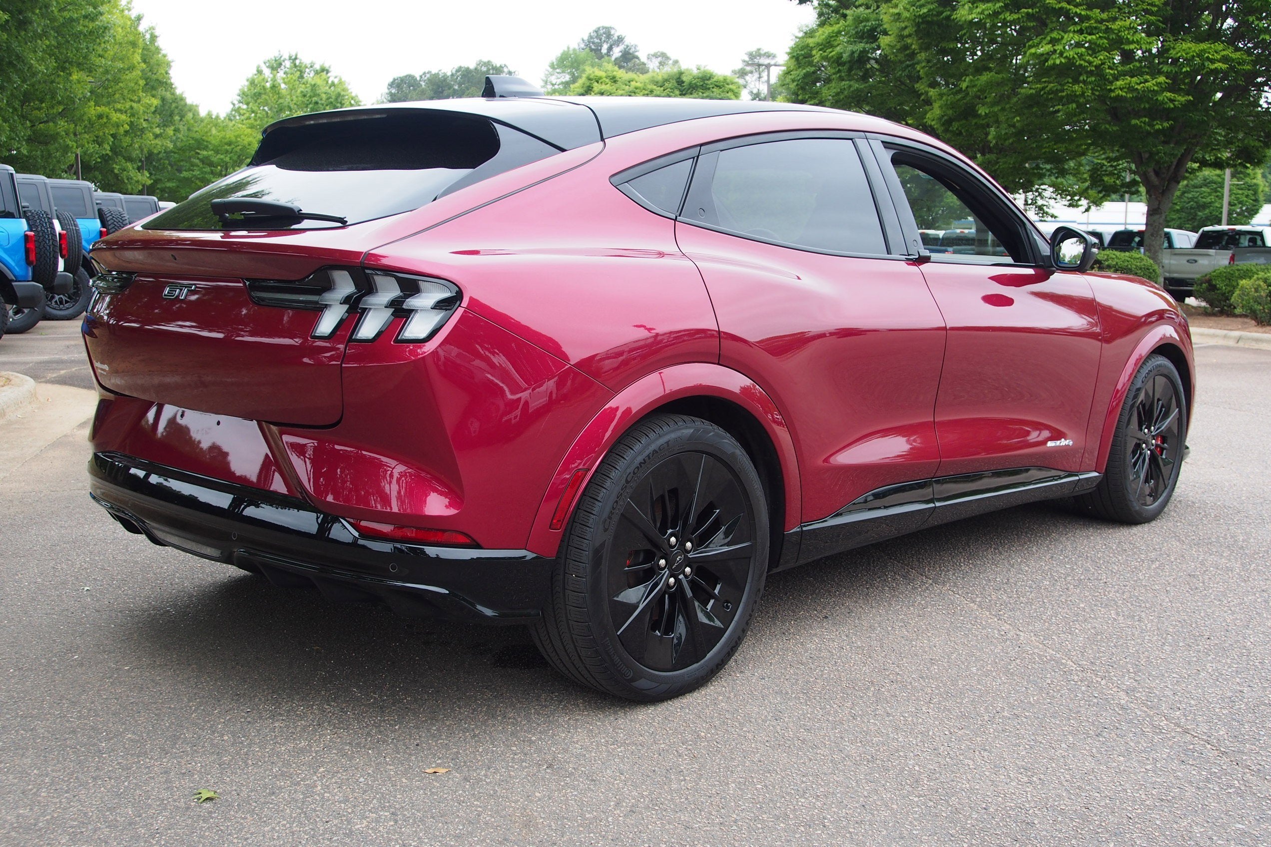 2025 Ford Mustang Mach-E GT
