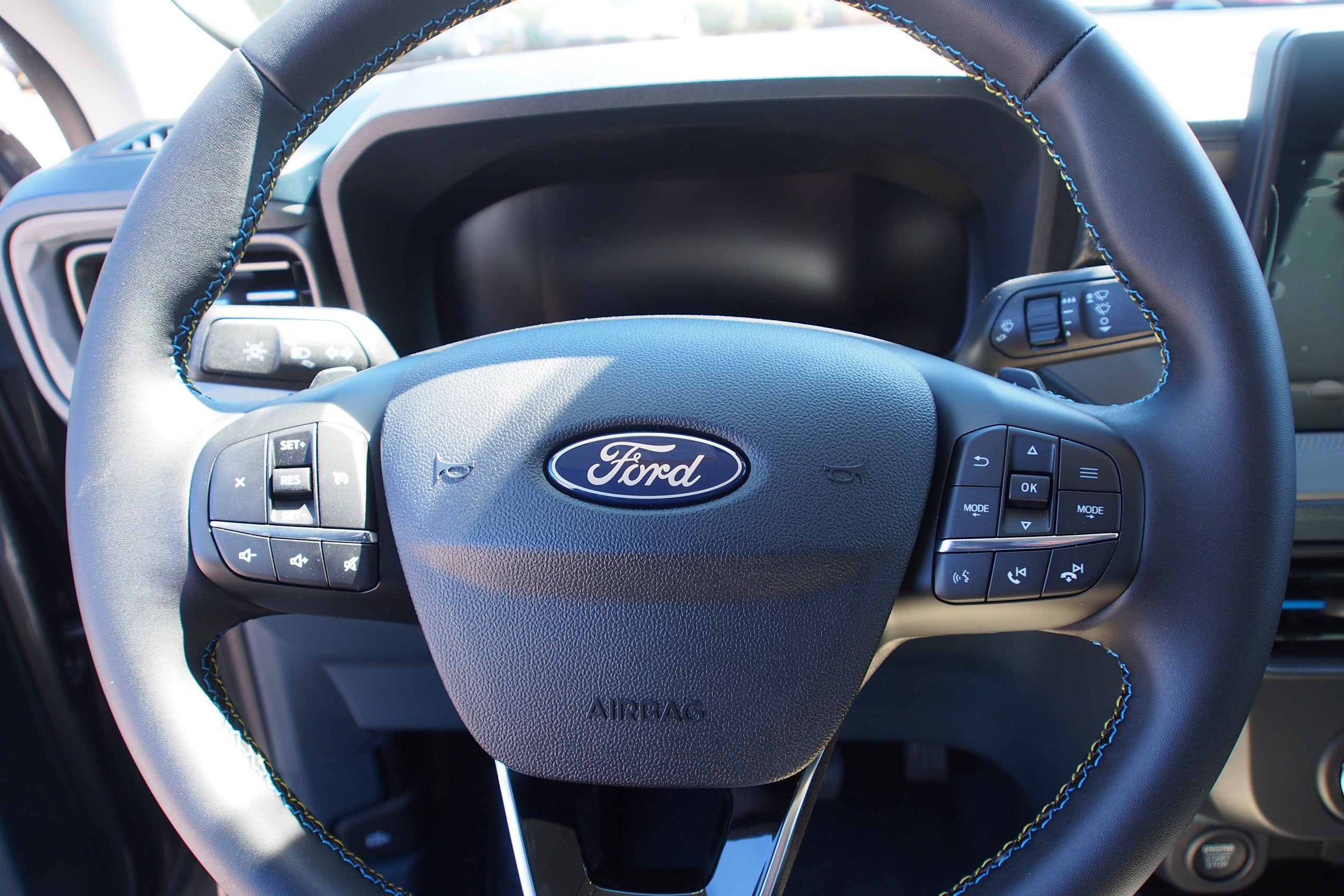 2026 Ford Maverick Lobo Standard - Crossroads Courtesy Demo