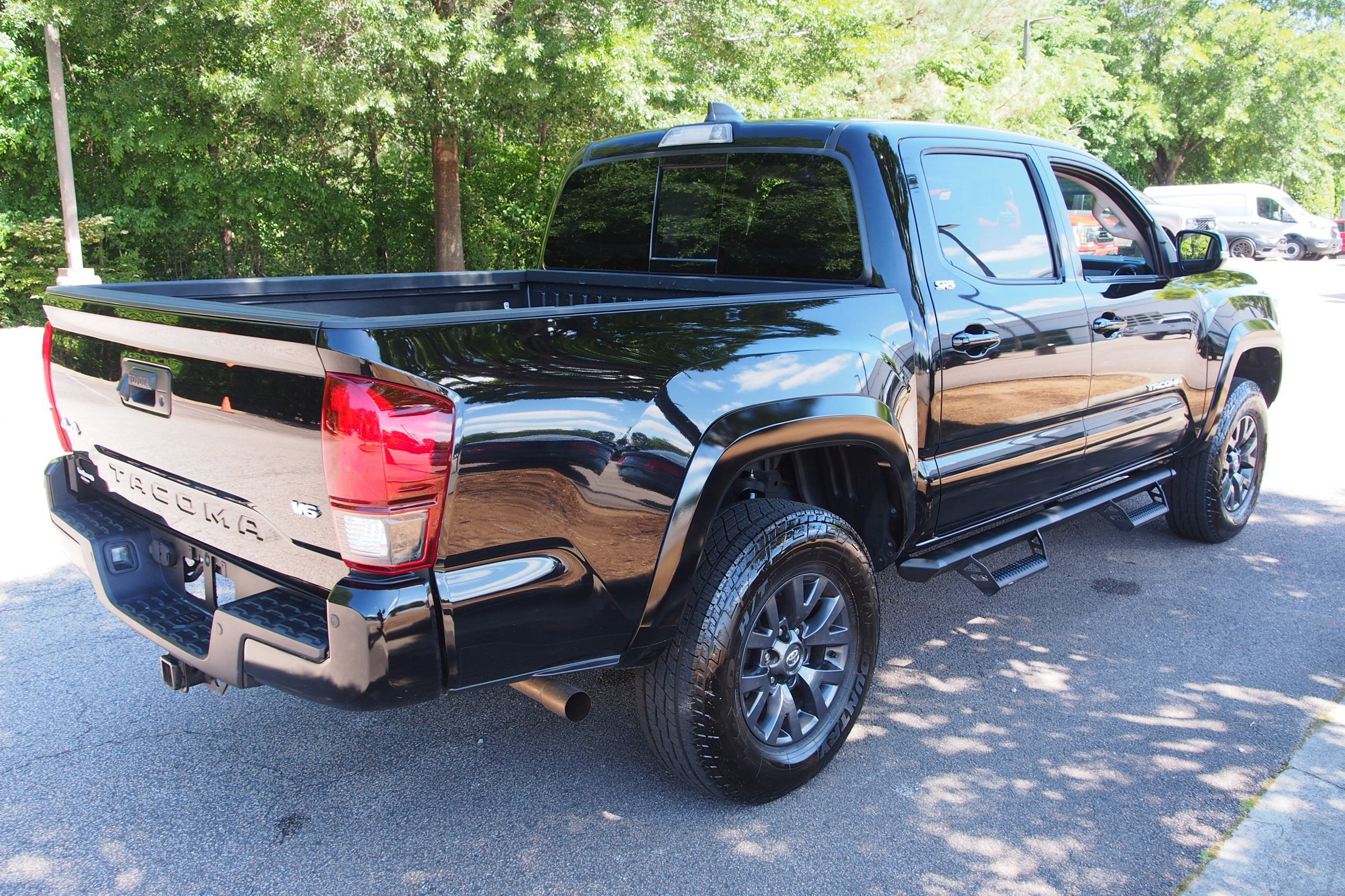 2023 Toyota Tacoma 4WD SR5