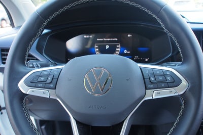 2023 Volkswagen Taos SE