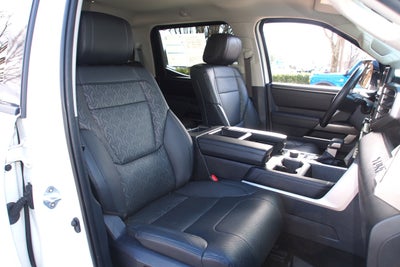 2022 Toyota Tundra 4WD SR5