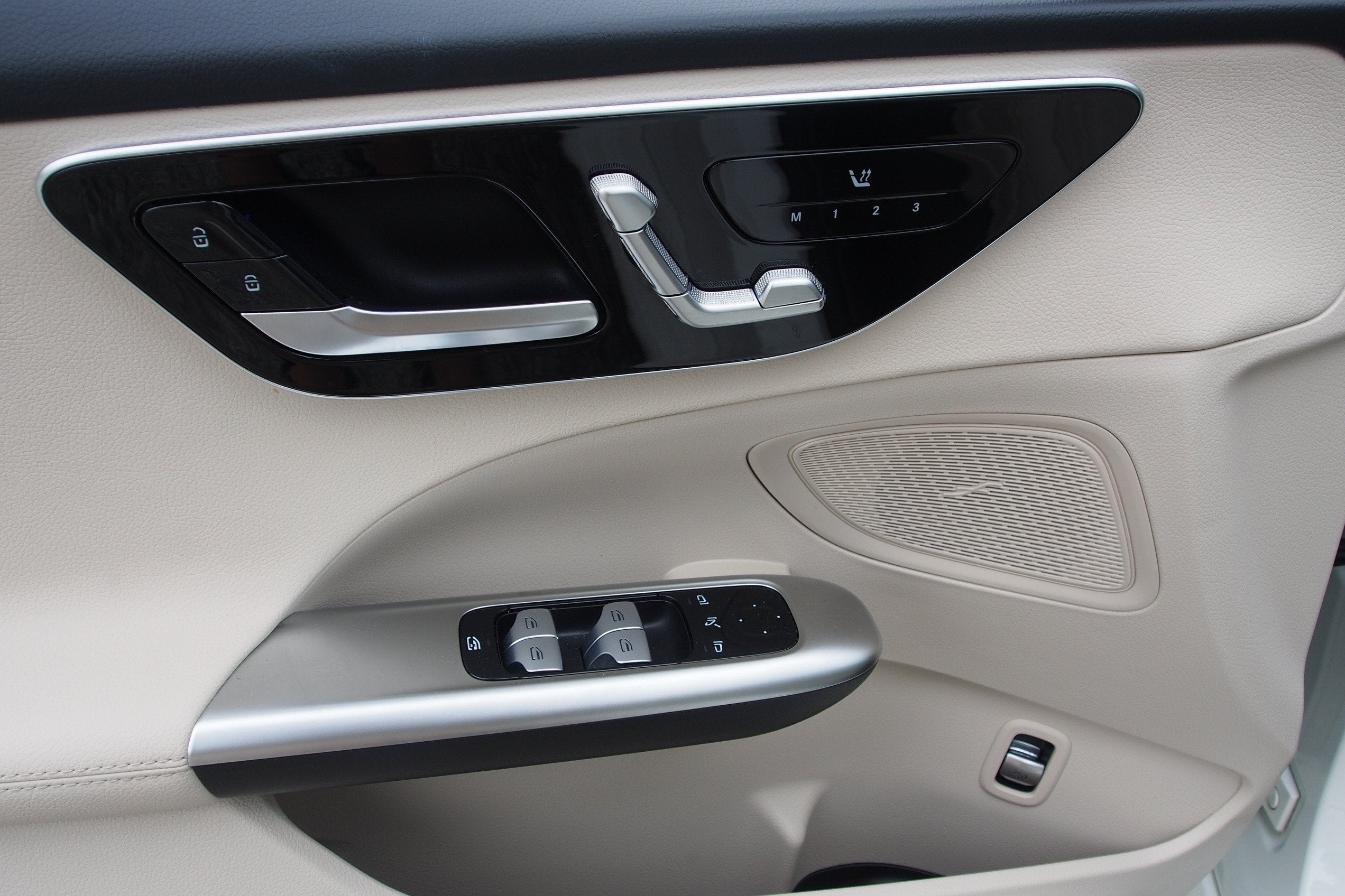2022 Mercedes-Benz C-Class C 300
