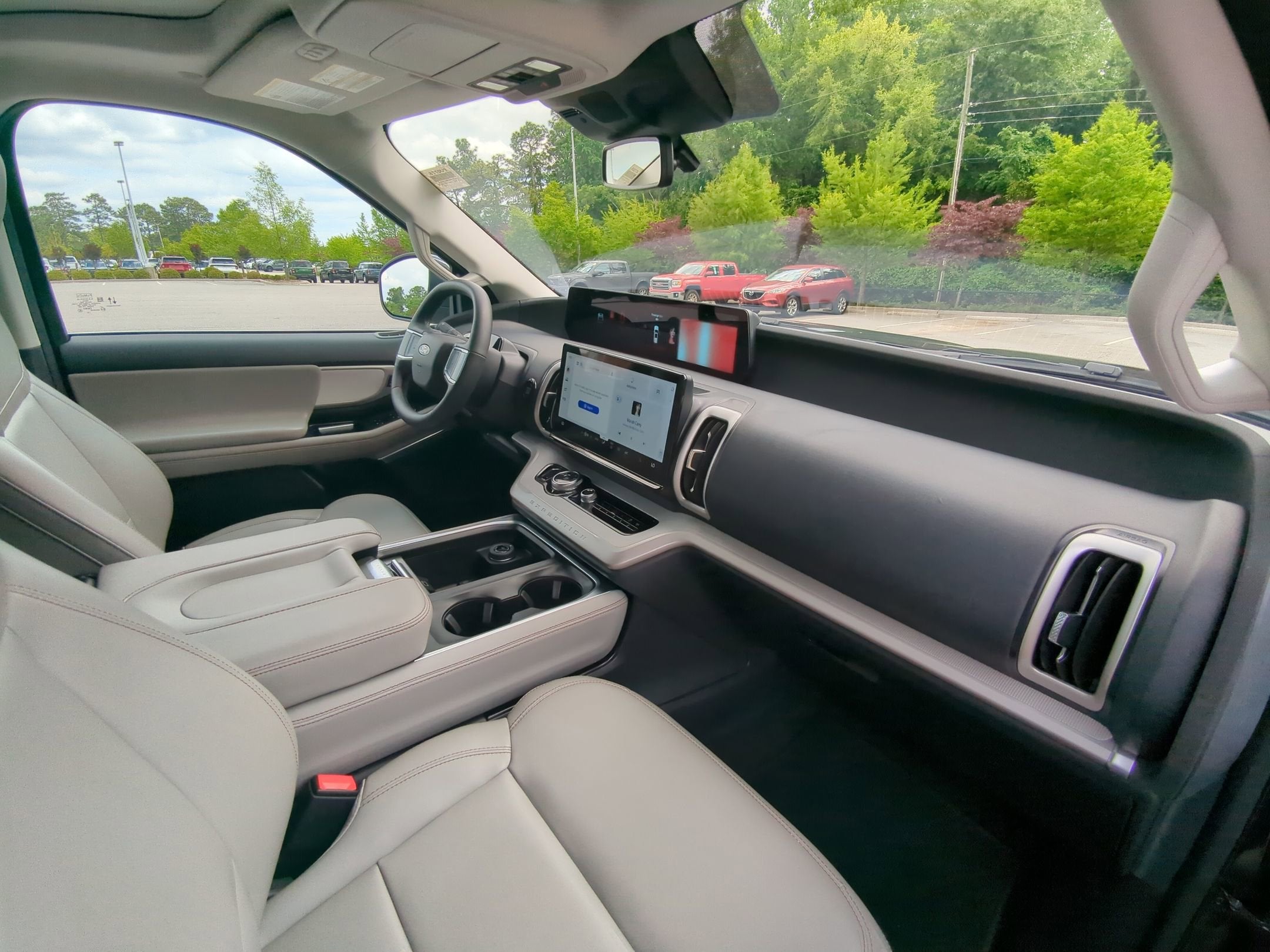 2025 Ford Expedition Max Active