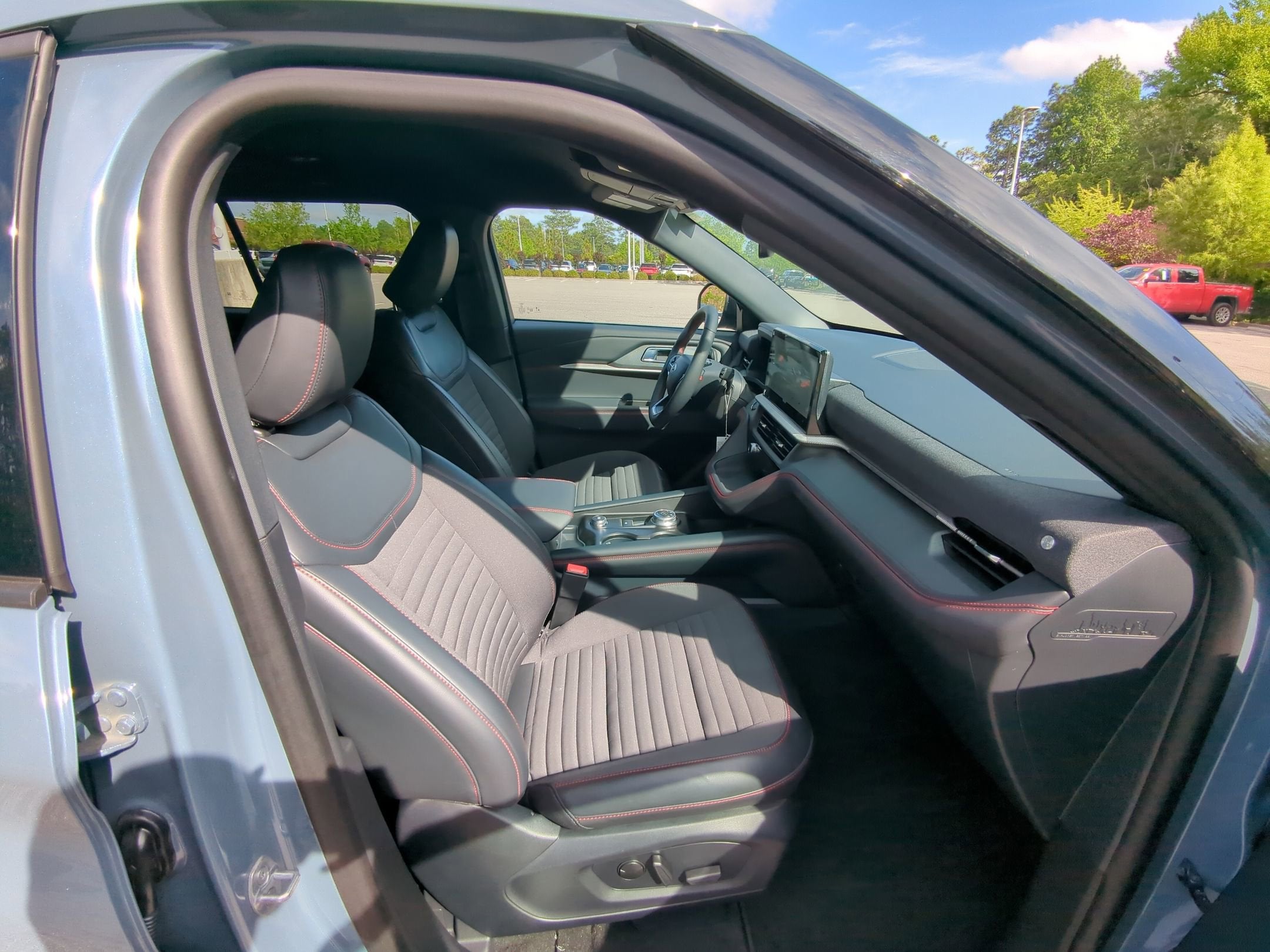2026 Ford Explorer ST-Line - Crossroads Courtesy Demo