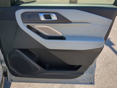 2027 Ford Explorer Platinum