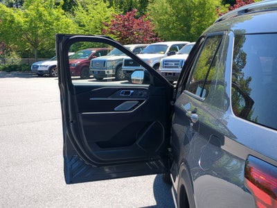 2026 Ford Explorer Platinum - Crossroads Courtesy Demo