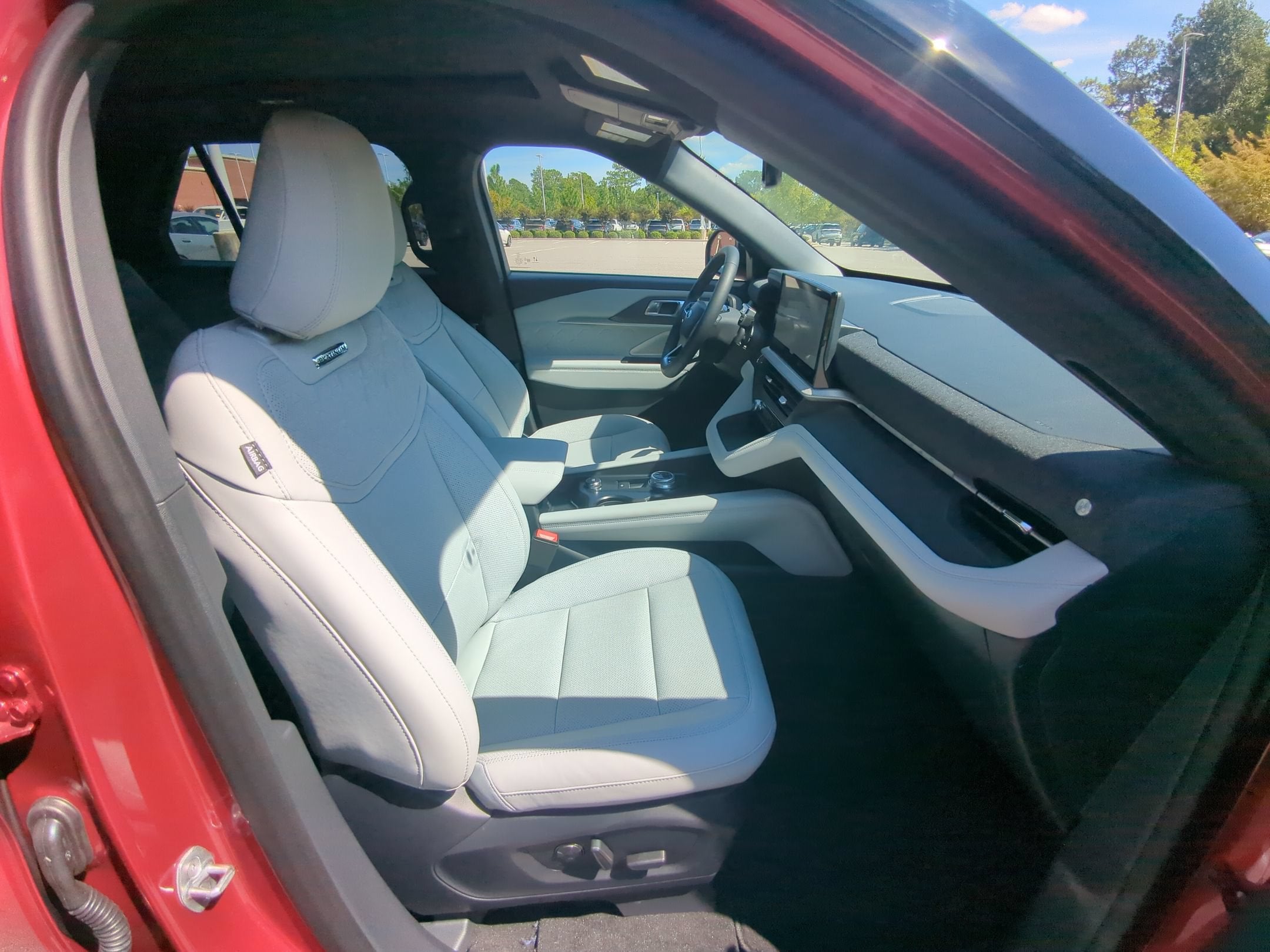 2027 Ford Explorer Platinum