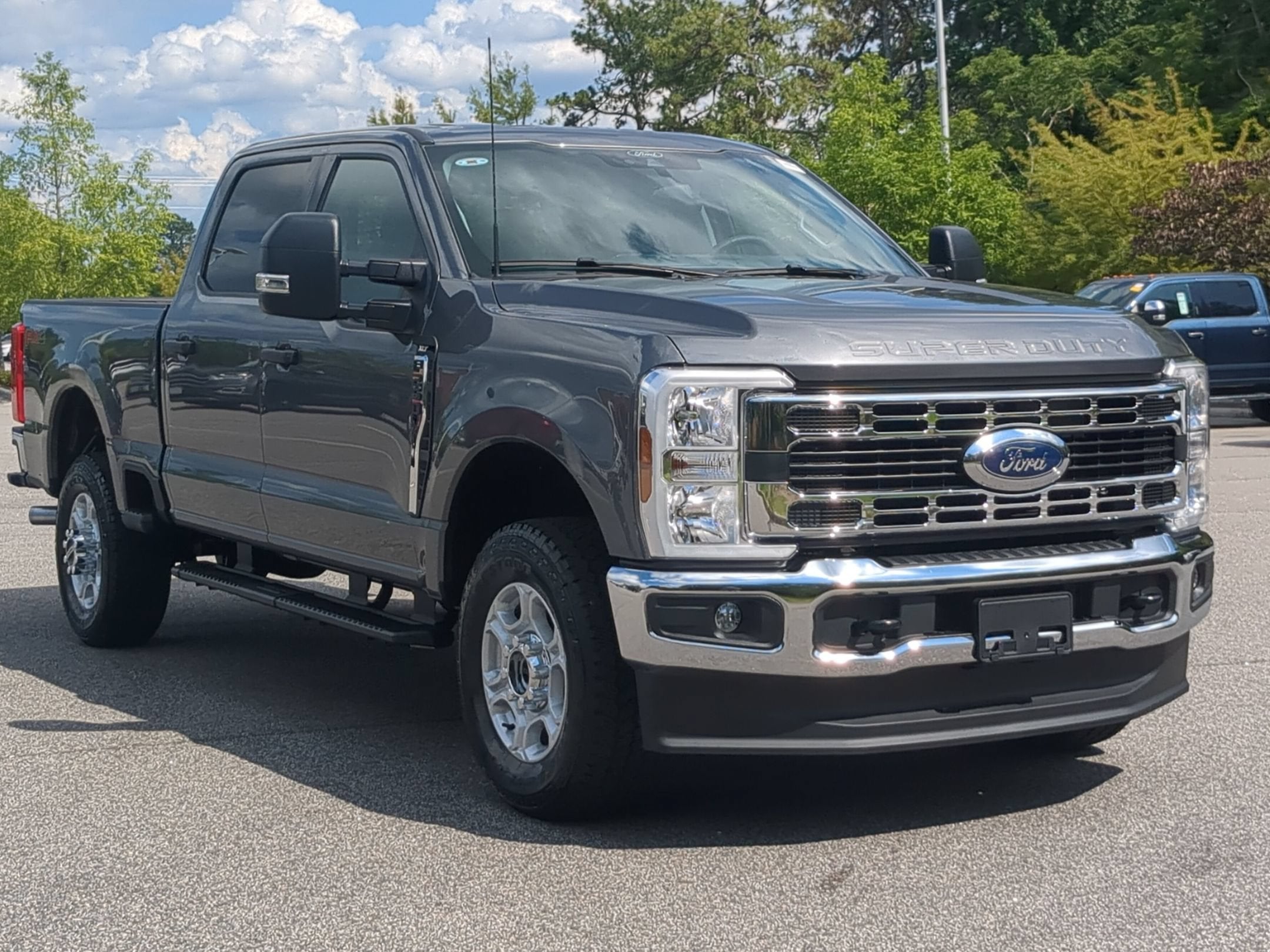 2026 Ford Super Duty F-250 SRW XLT