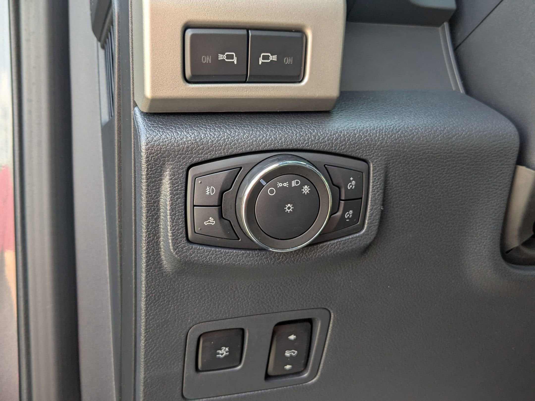 2022 Ford Super Duty F-250 SRW LARIAT