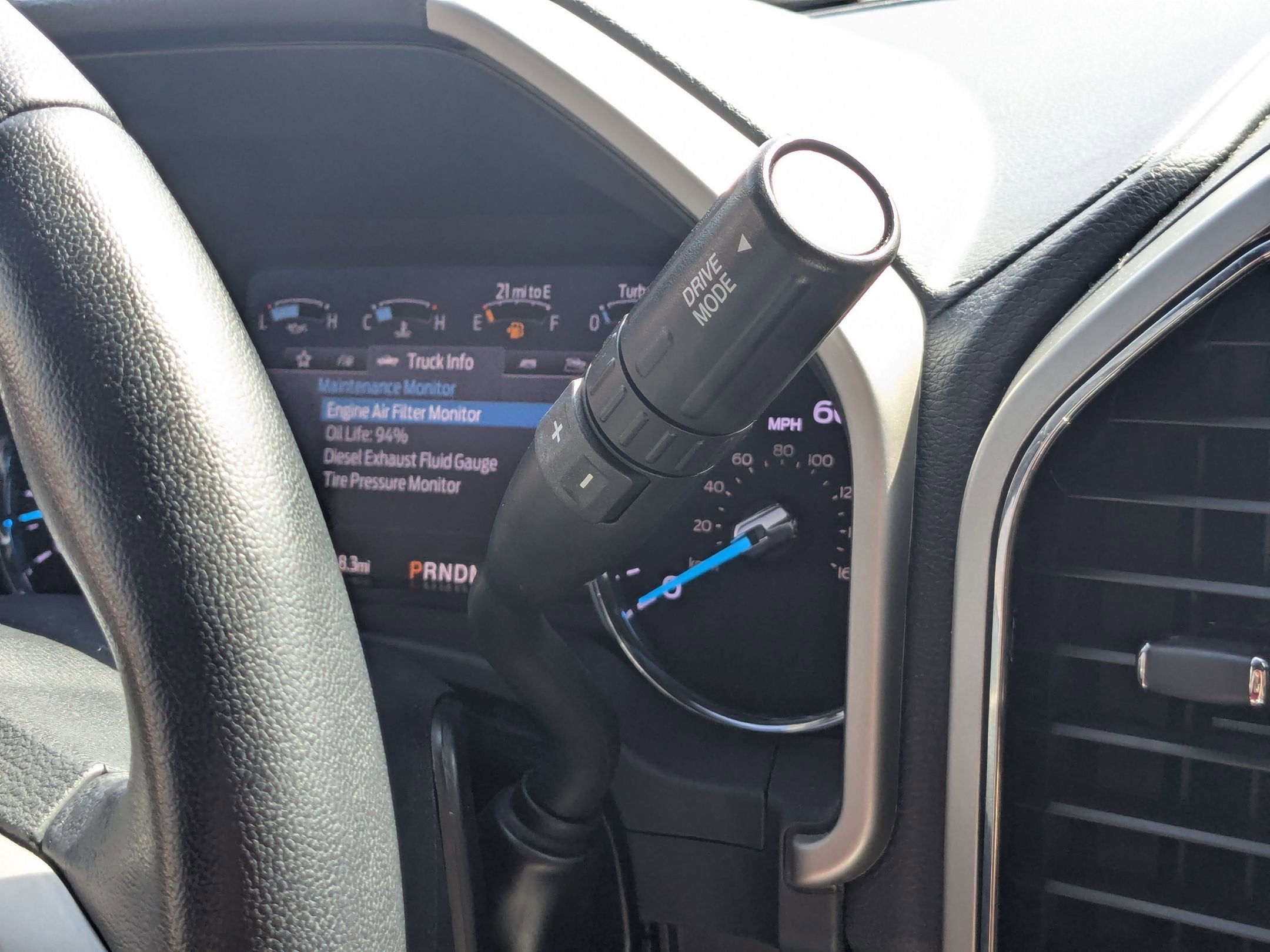 2022 Ford Super Duty F-250 SRW LARIAT